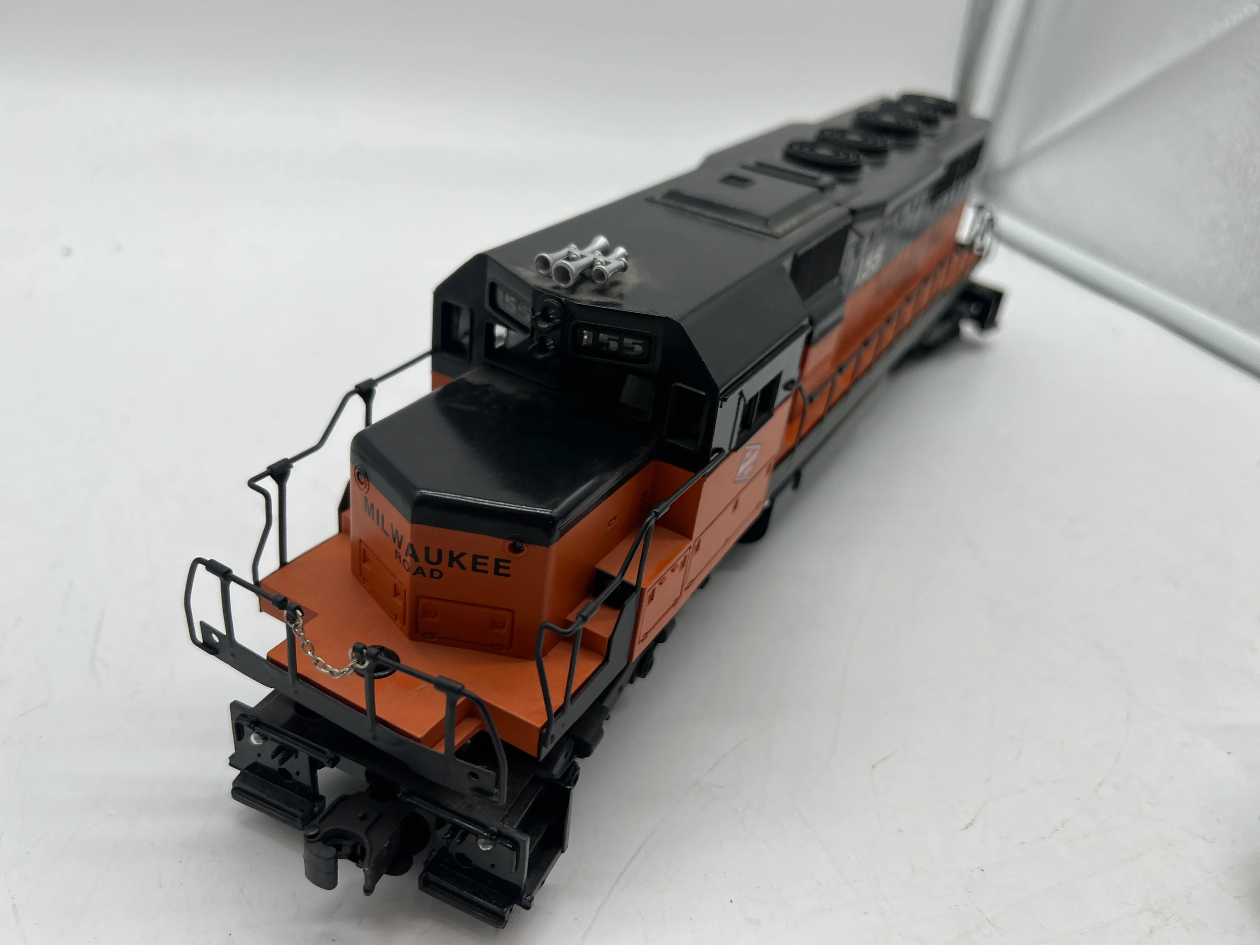 Lionel 6-18223 Milwaukee SD-40 diesel with Railsounds II O SCALE Used Excellent - Image 2