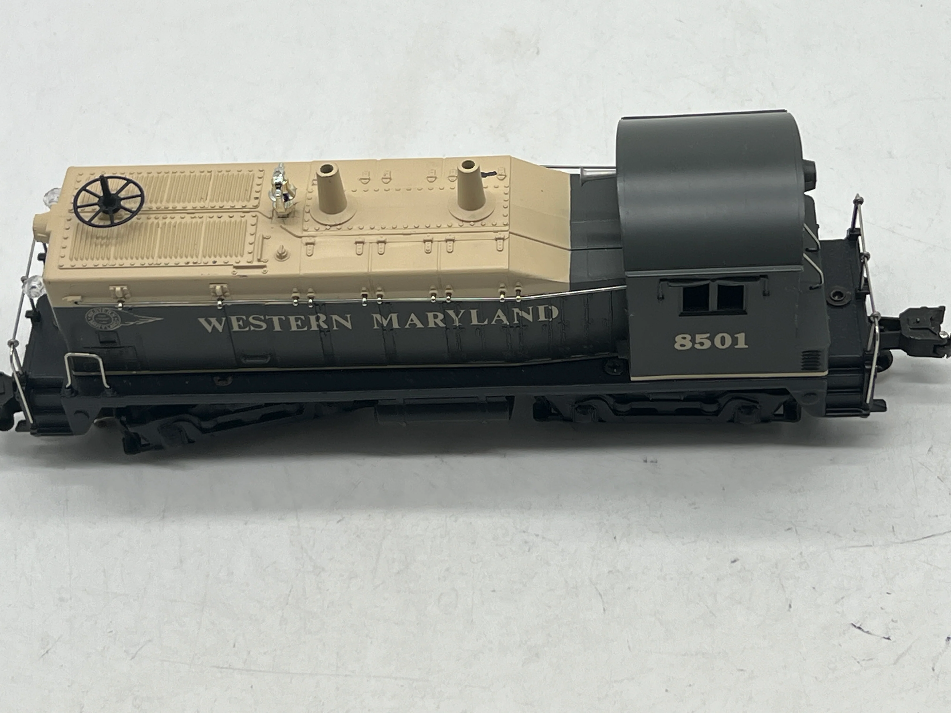Lionel 6-18501 Western Maryland NW-2 diesel switcher O SCALE Like New No Box - Image 2