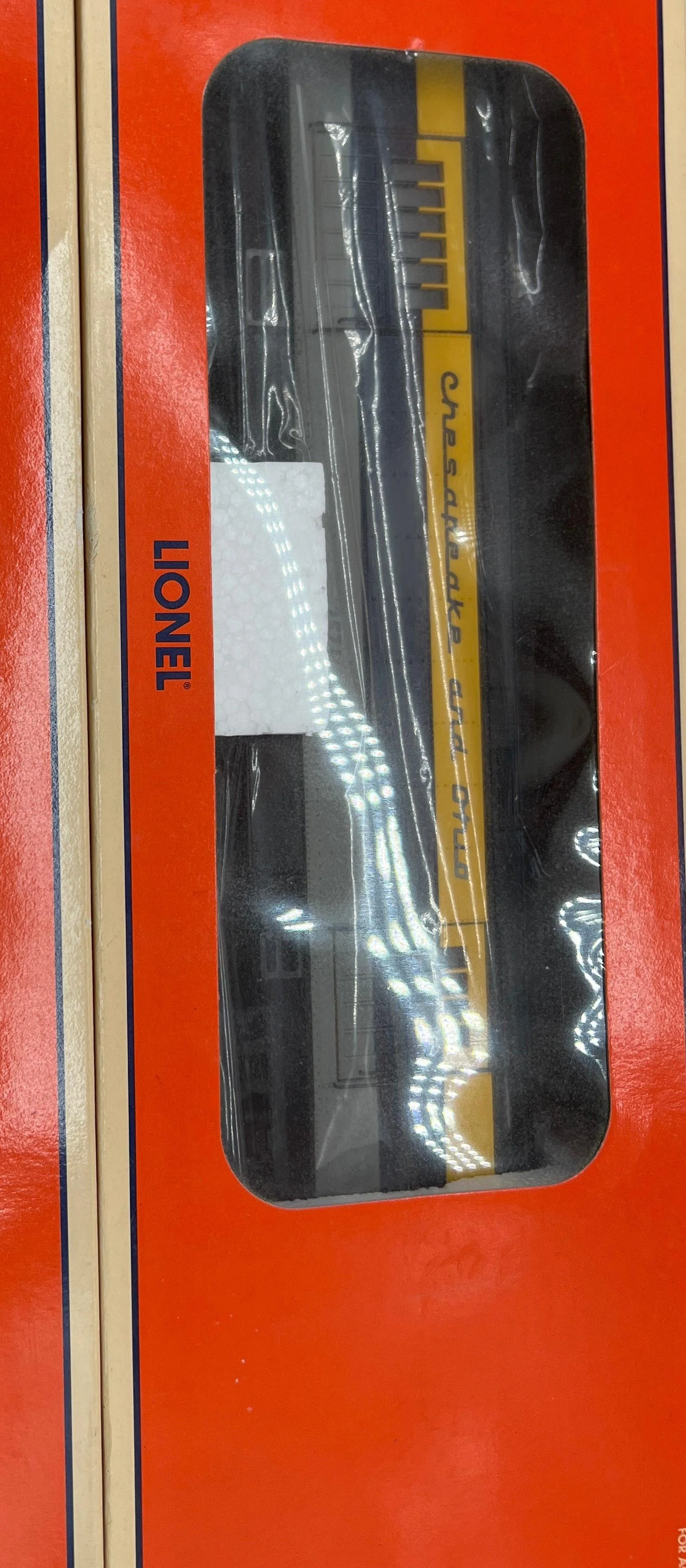 Lionel 6-19088, 6-19089, 6-19090, 6-19091 Chesapeake & Ohio passenger set (Set of 4 cars) O Scale NEW - Image 3