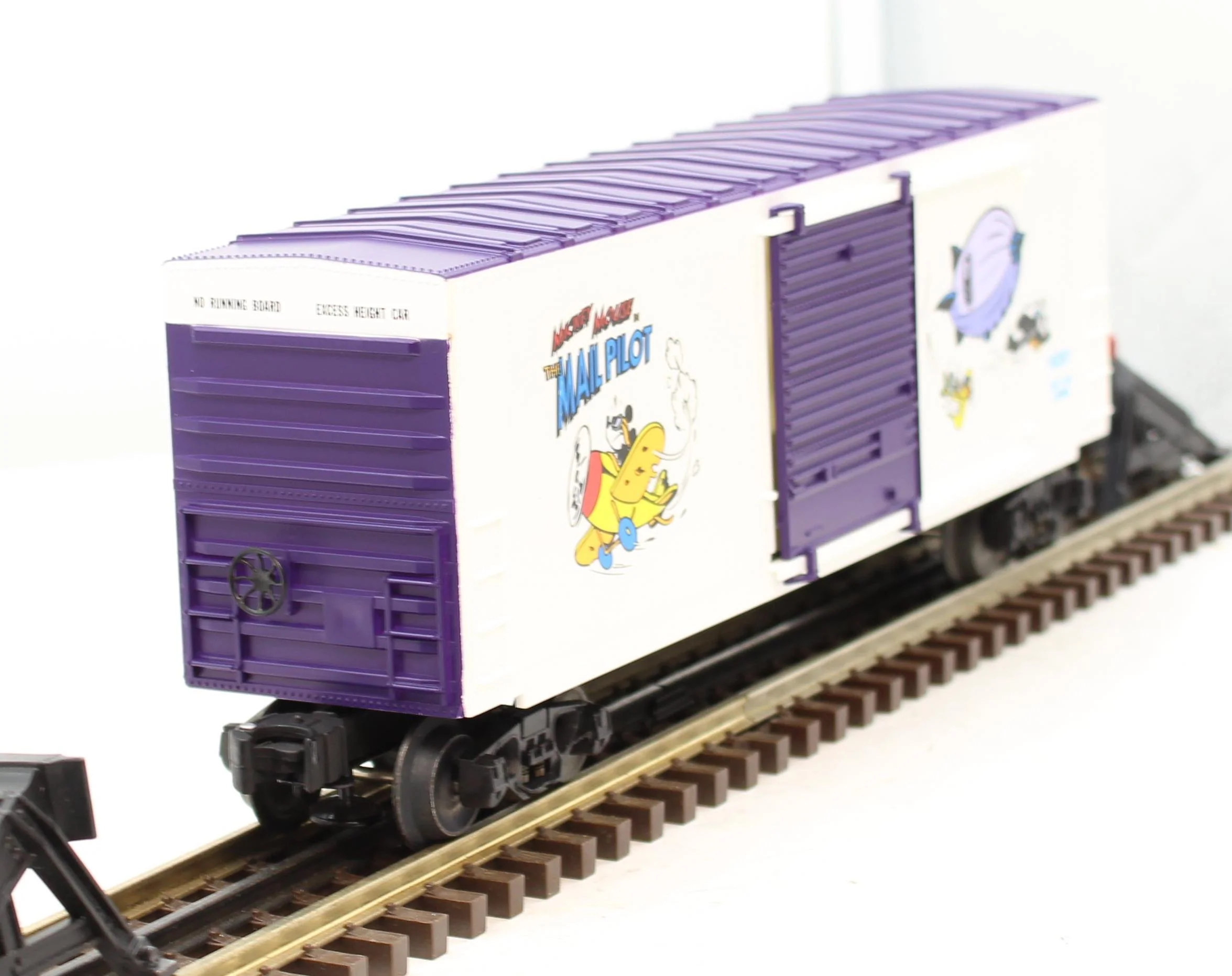 Lionel 6-19261 DISNEY Perils of Mickey Mail Pilot Hi-Cube Boxcar O Scale Like New - Image 4