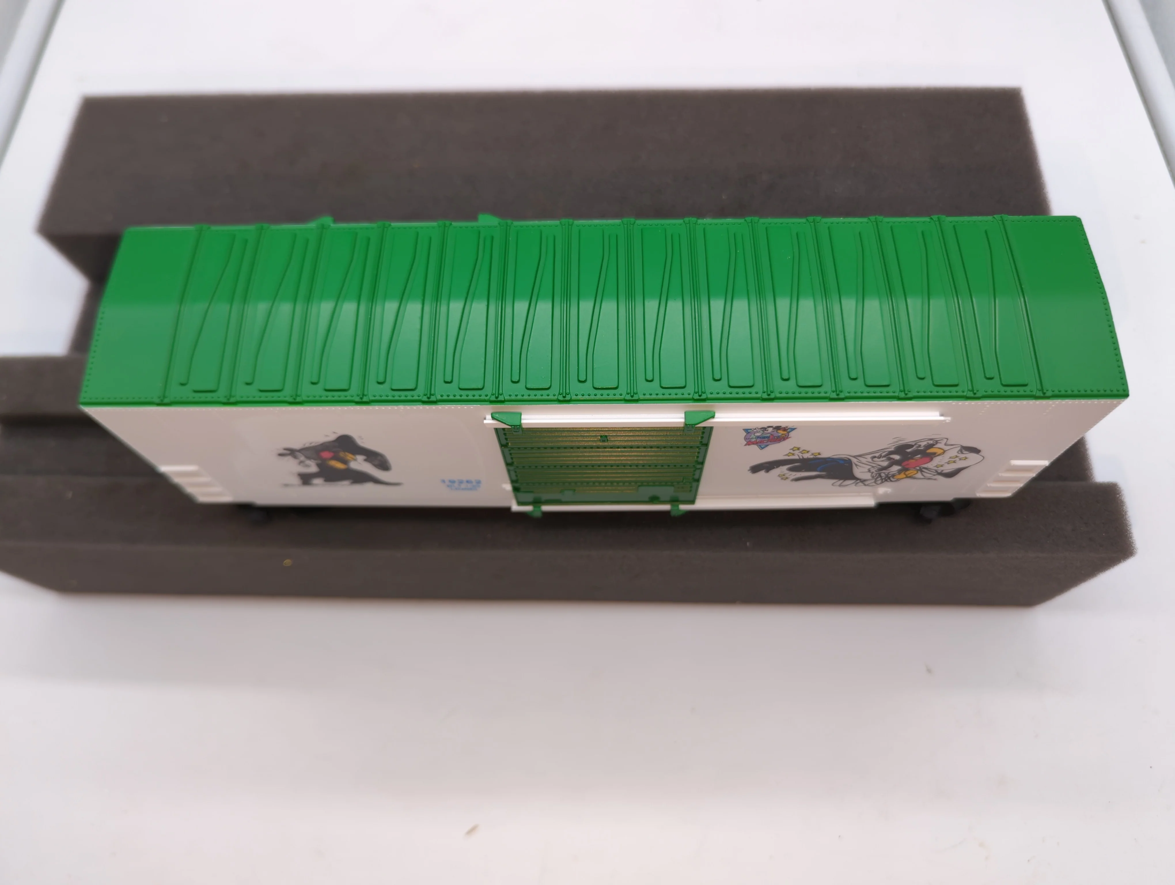 Lionel 6-19262 Perils of Mickey High-Cube Boxcar II # 262A SEC A-2 O SCALE Like New - Image 2