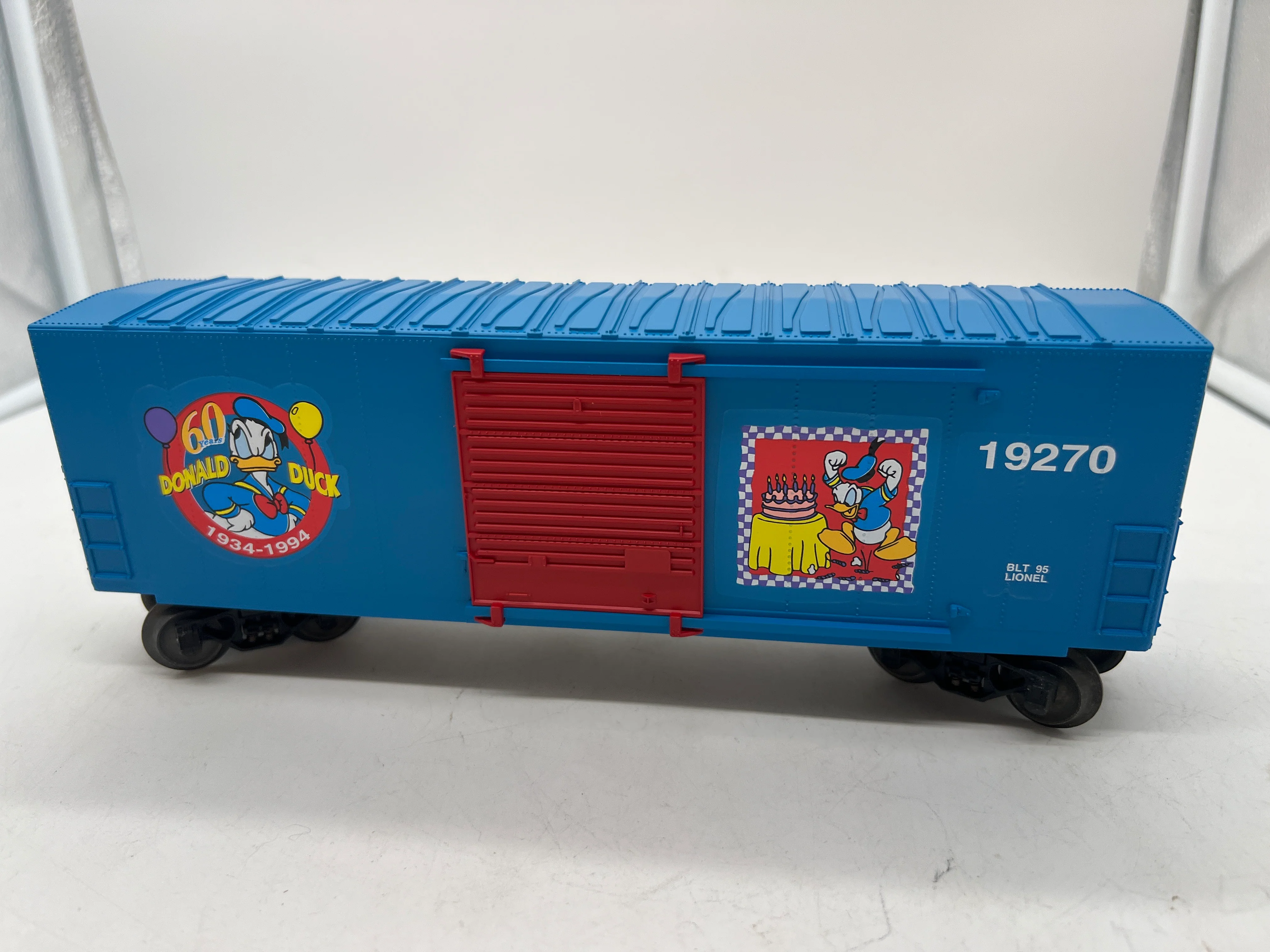 Lionel 6-19270 Disney Donald Duck 60th birthday boxcar AB O SCALE NEW