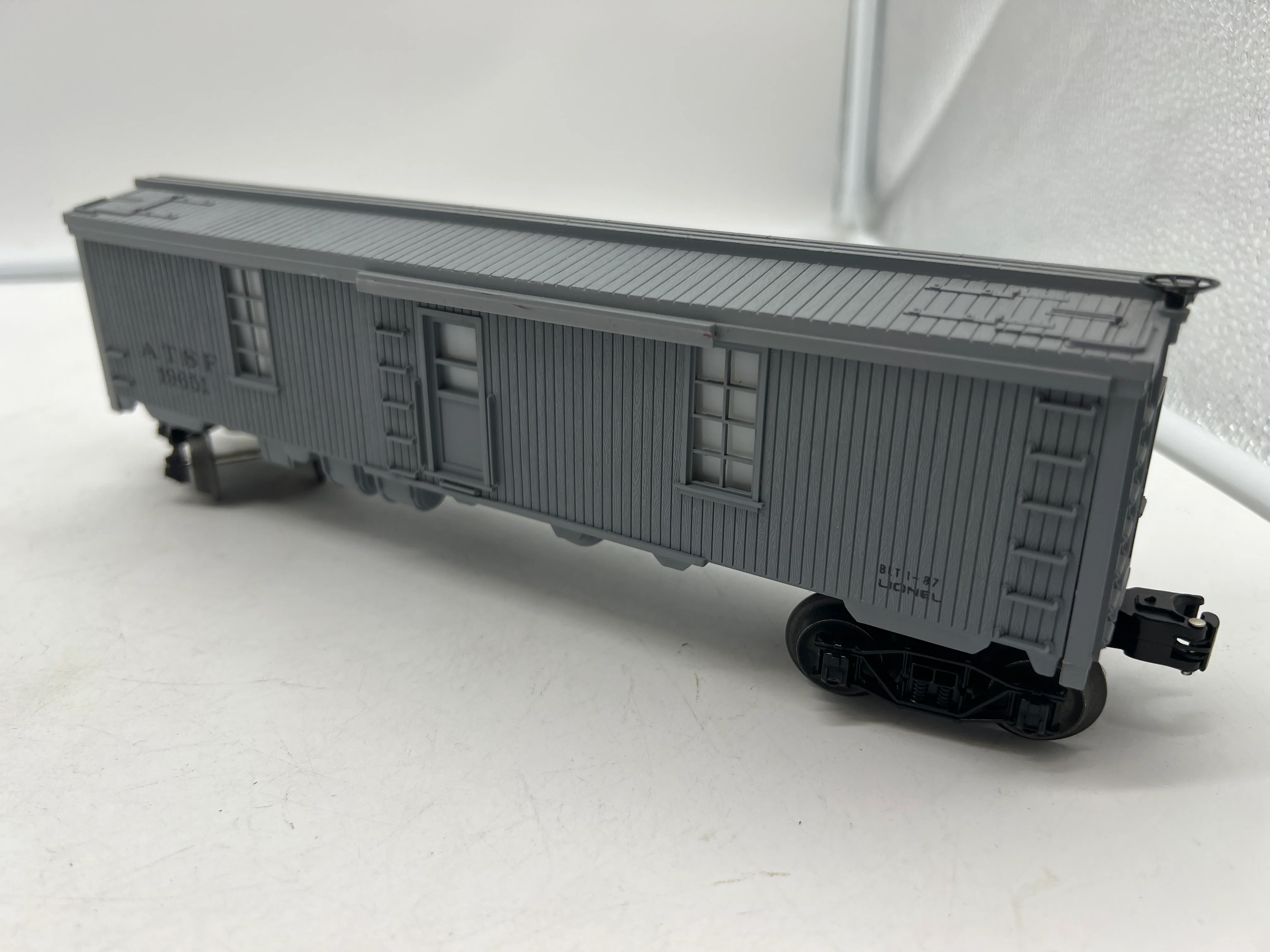 Lionel 6-19651 Santa Fe illuminated tool car. O SCALE Like New - Image 3