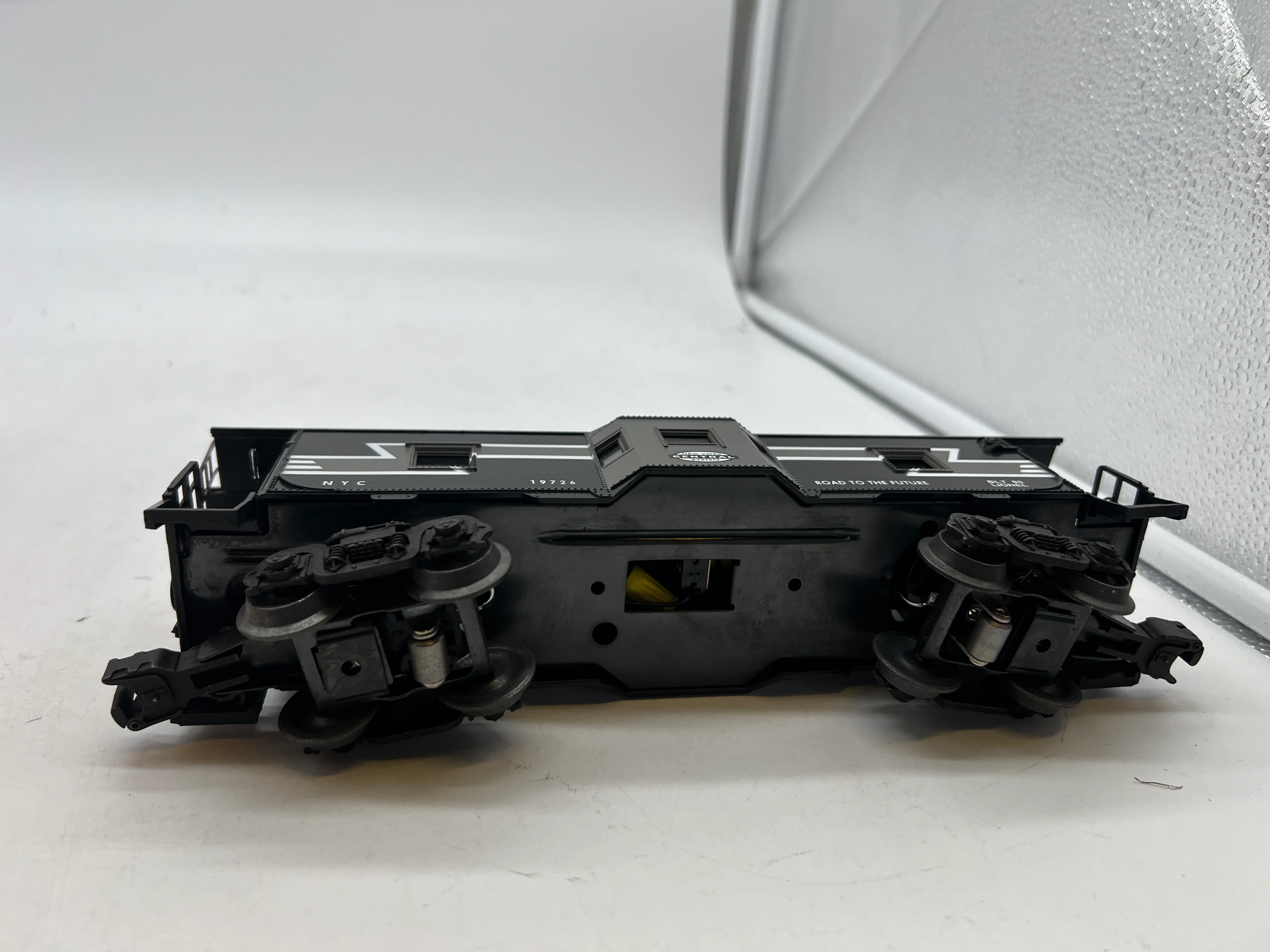 Lionel 6-19726 New York Central Bay Window Caboose O SCALE Used Excellent - Image 2