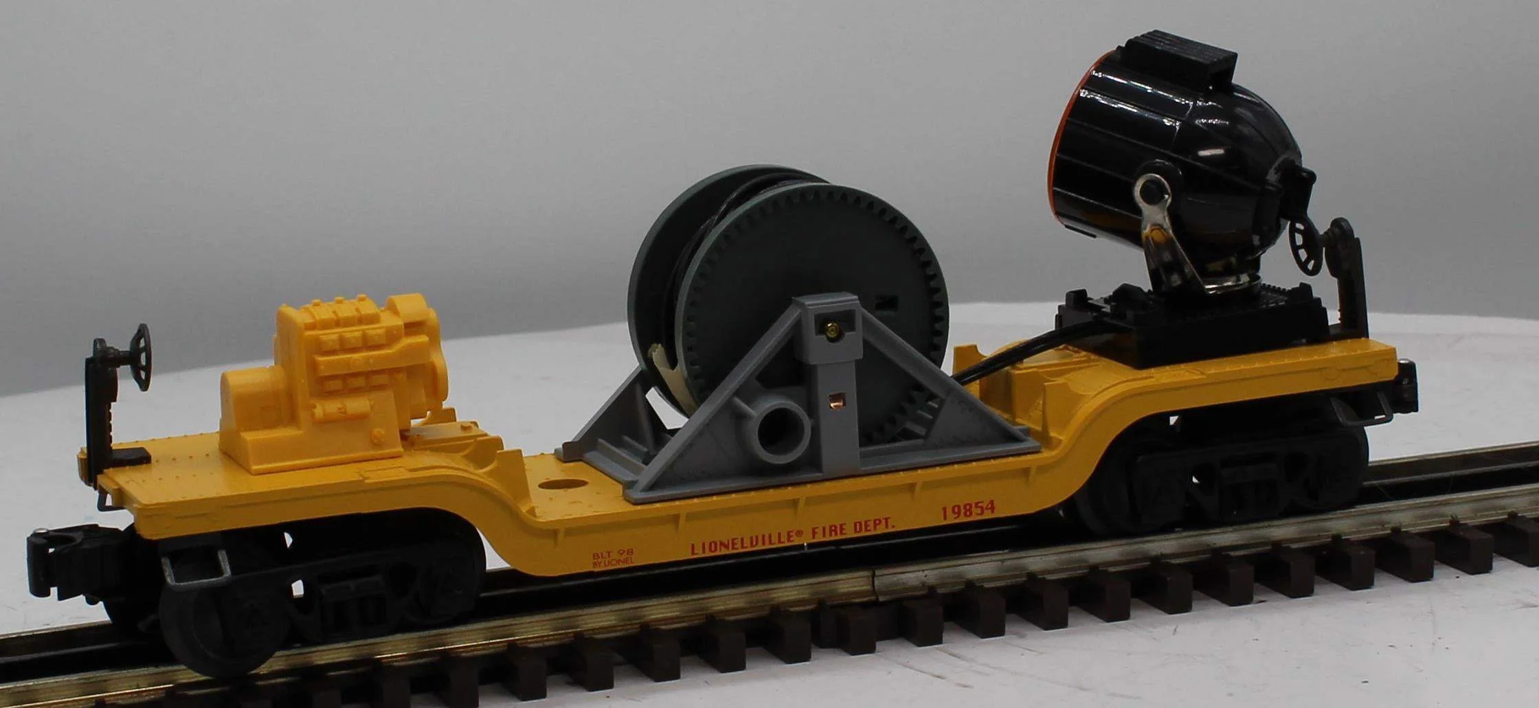 Lionel 6-19858 FIRE DEPT. Searchlight Car Lionelville O Scale Like New - Image 5