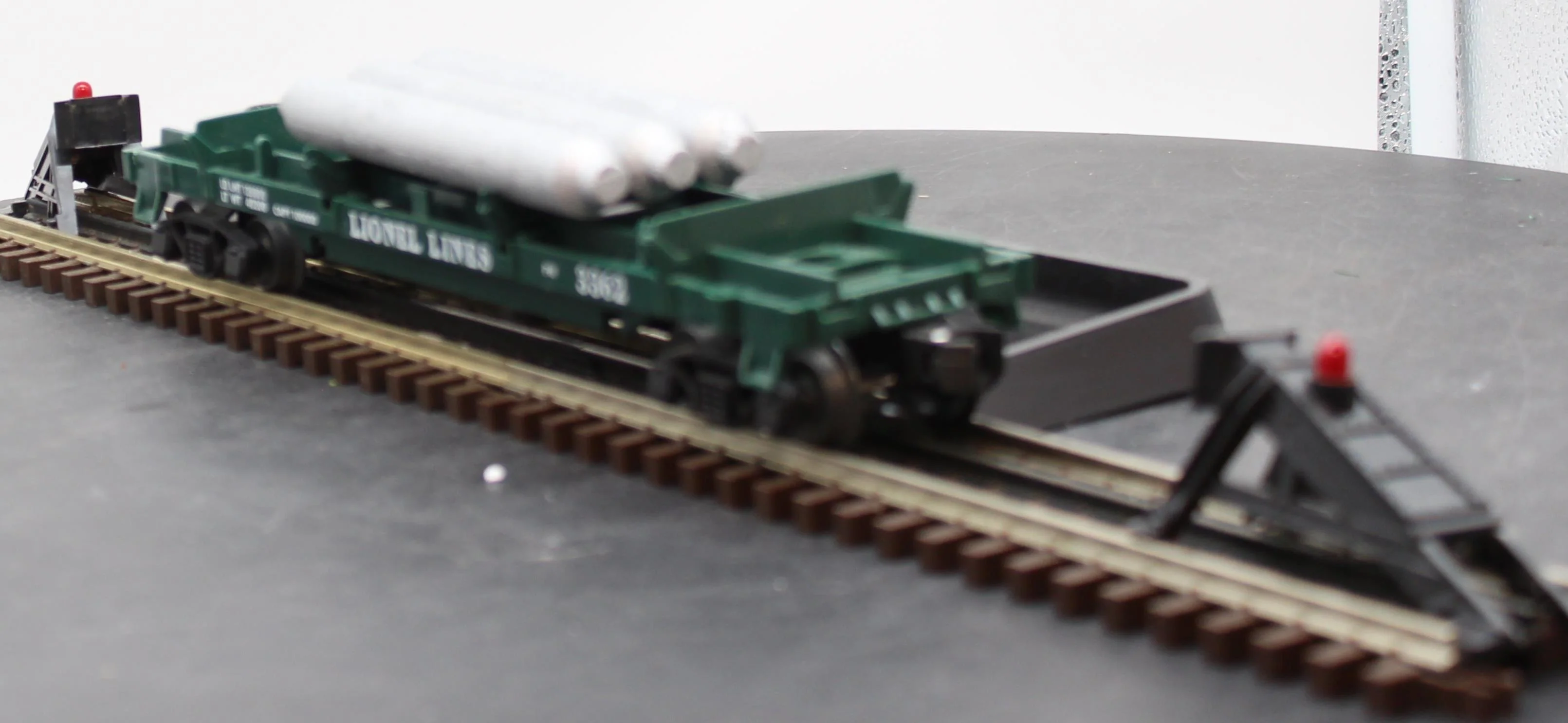 Lionel 6-19878 3662 Helium Unloading Car O SCALE Like New - Image 4