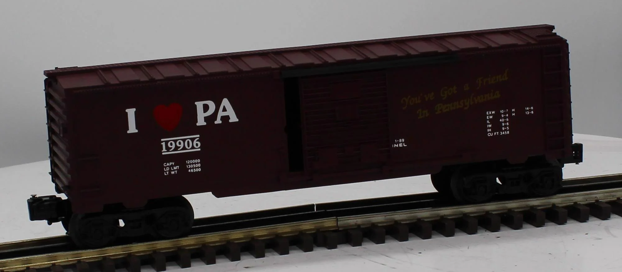 Lionel 6-19906 PENNSYLVANIA I Love Box Car O Scale Like New - Image 2