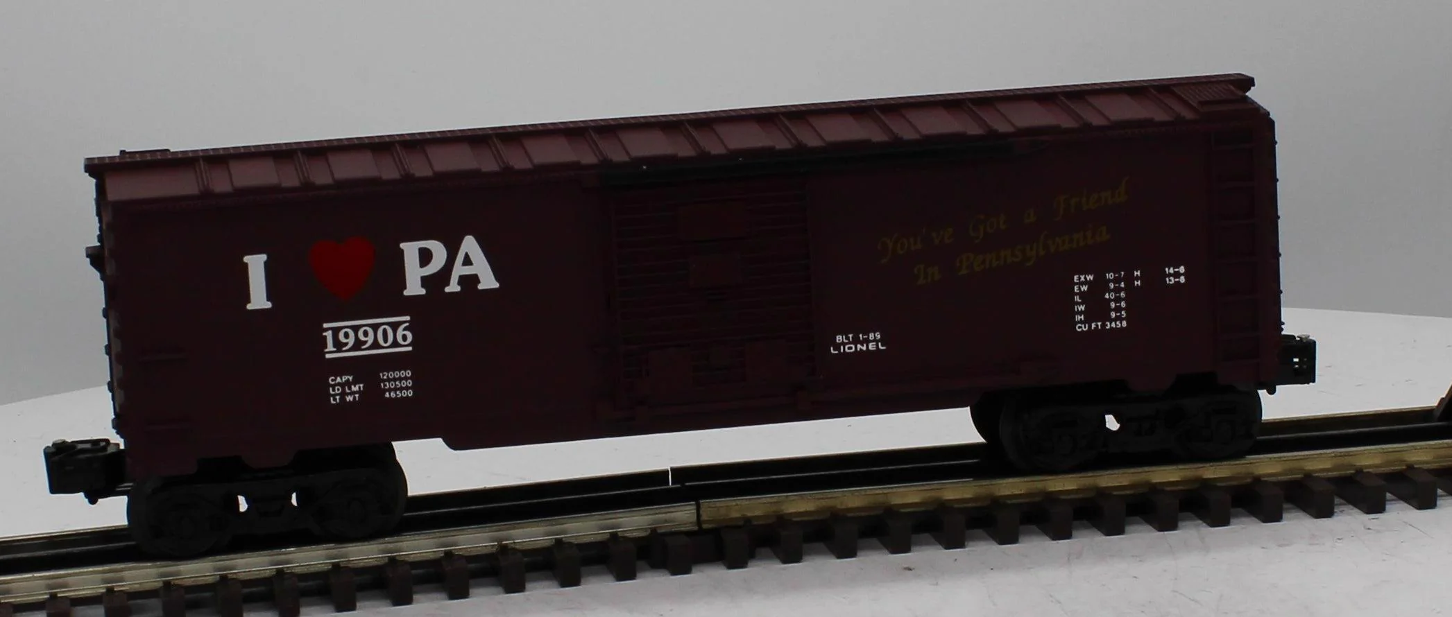 Lionel 6-19906 PENNSYLVANIA I Love Box Car O Scale Like New - Image 6