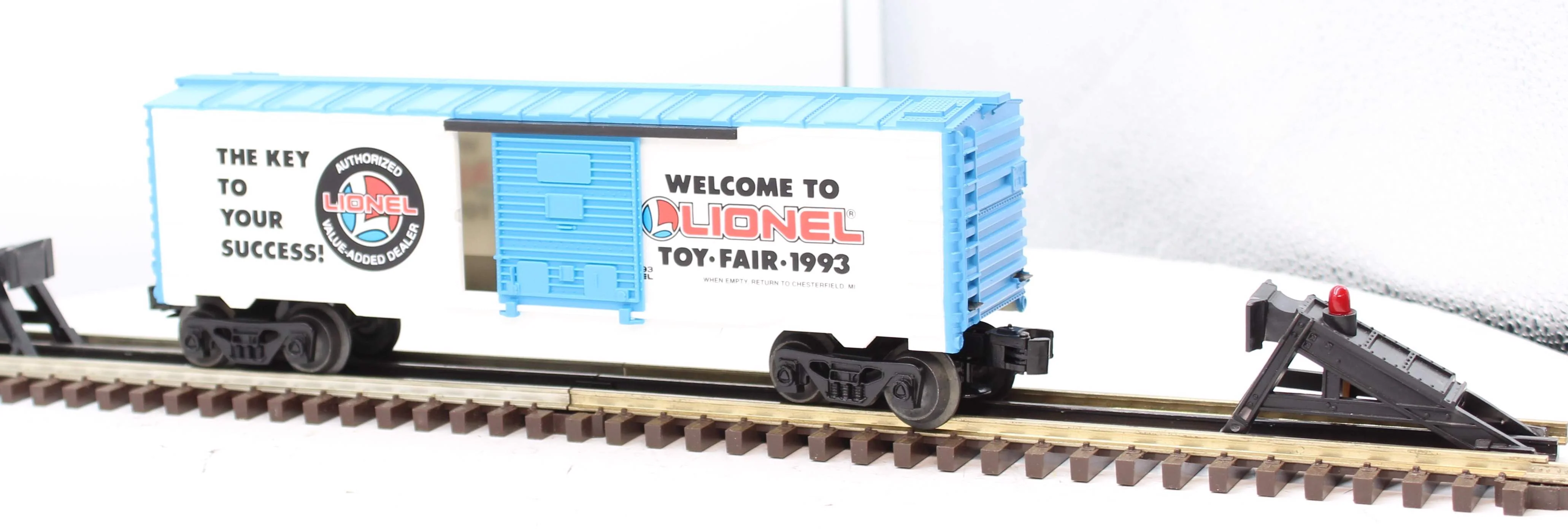 Lionel 6-19923 1993 Toy Fair Boxcar O Scale Like New - Image 3