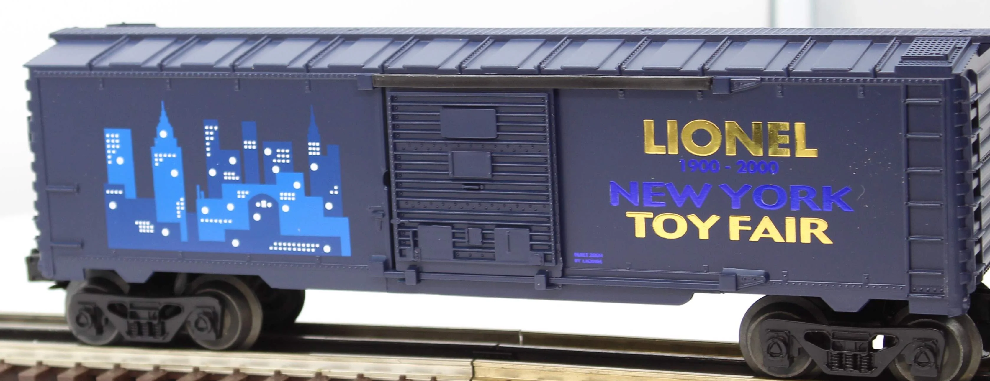 Lionel 6-19989 Toy Fair Boxcar O Scale Like New - Image 2