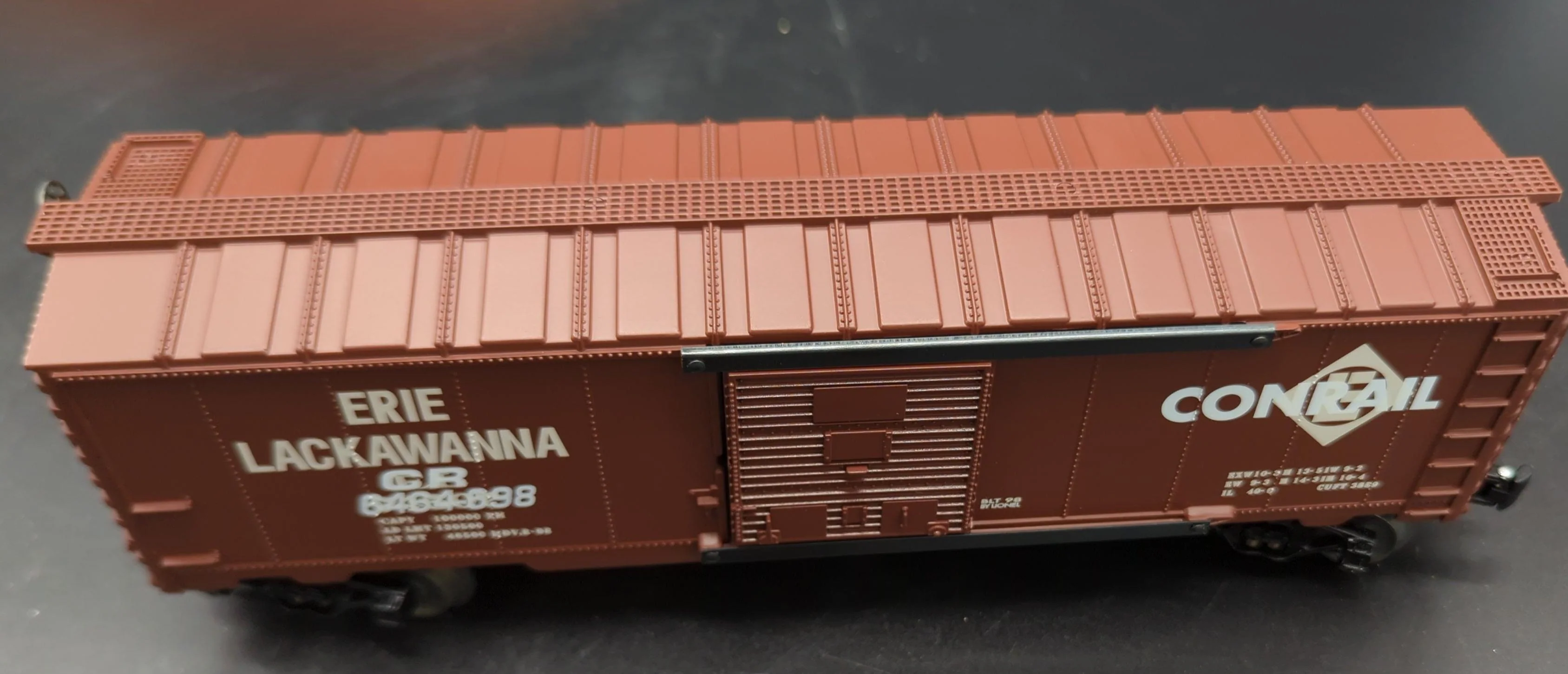 Lionel 6-21756 Conrail overstamped box car set Penn Central & Erie Lackawanna 6464-598 & 698 two car set O SCALE Like New - Image 4