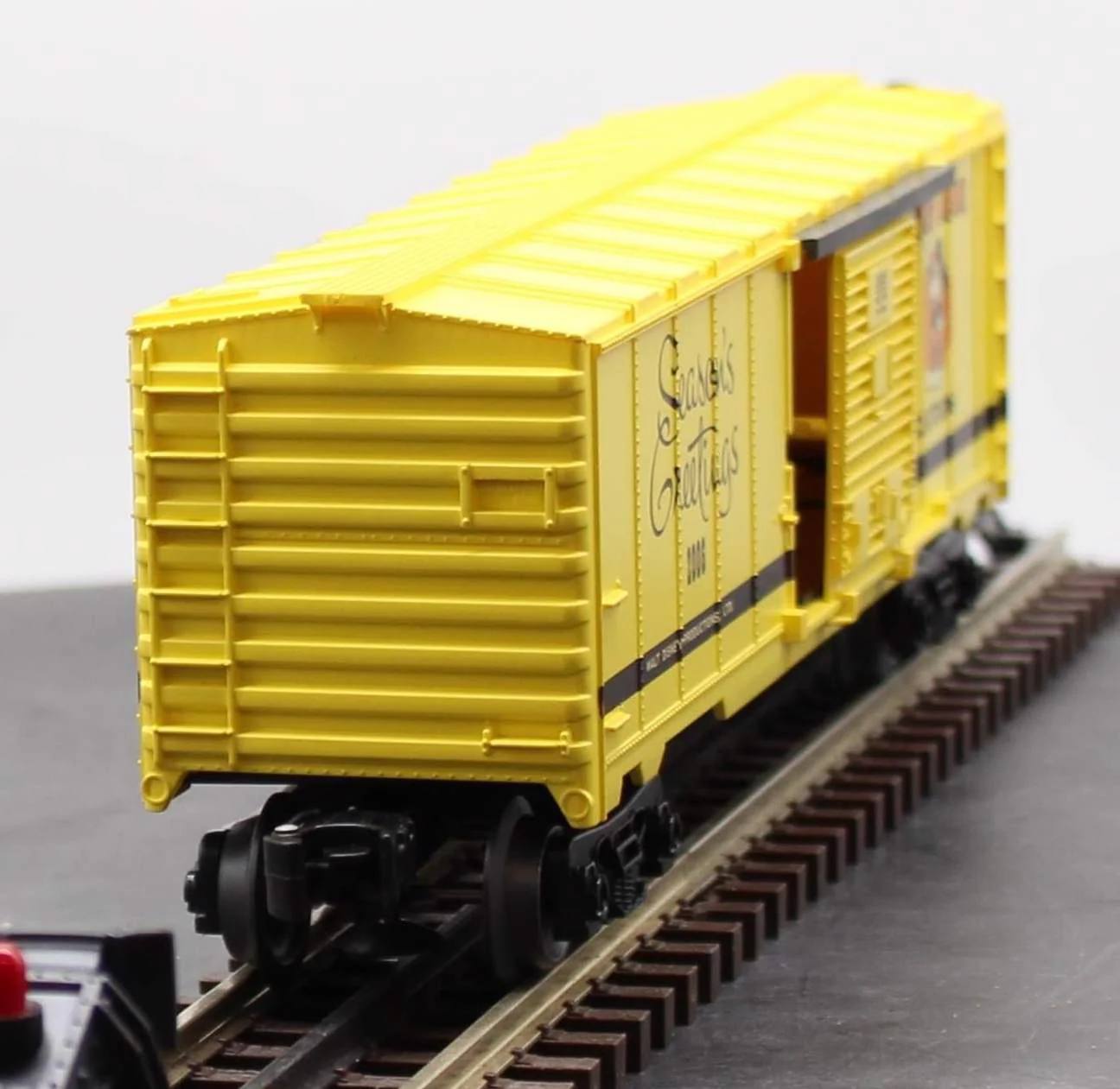 Lionel 6-25035 Disney Holiday Boxcar 2006 O Scale Like New - Image 2