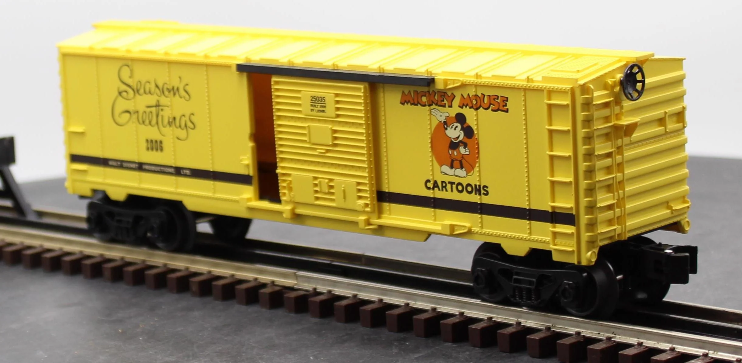 Lionel 6-25035 Disney Holiday Boxcar 2006 O Scale Like New - Image 3