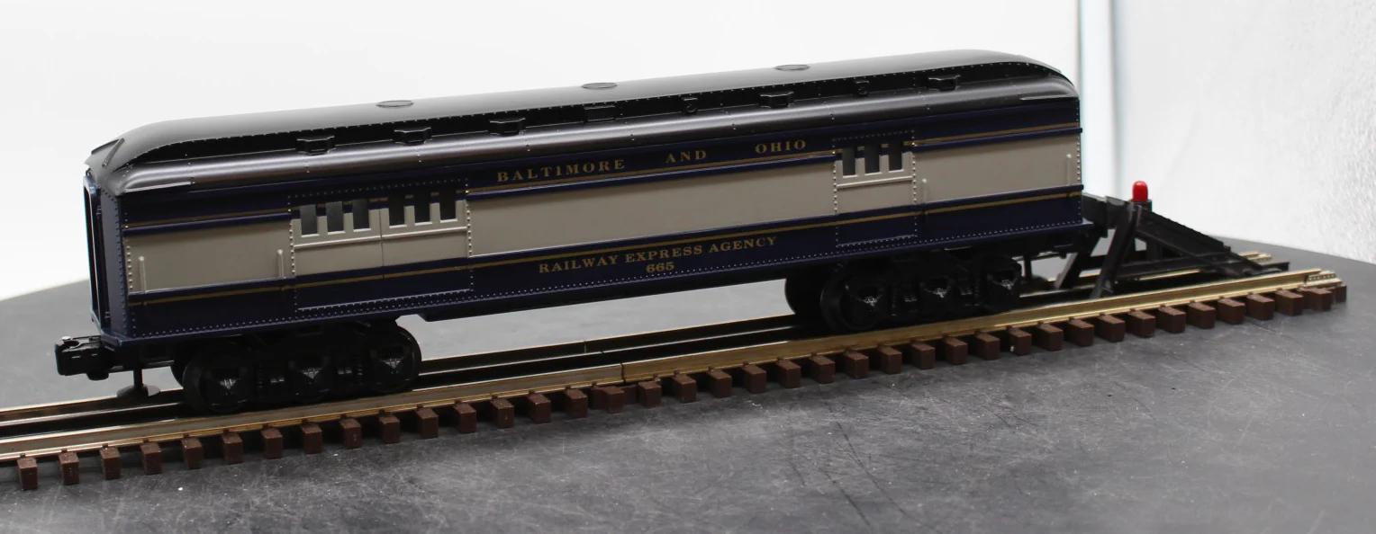 Lionel 6-25176 Baltimore & Ohio Baby Madison TrainSounds Baggage Car #665 O SCALE NEW - Image 2