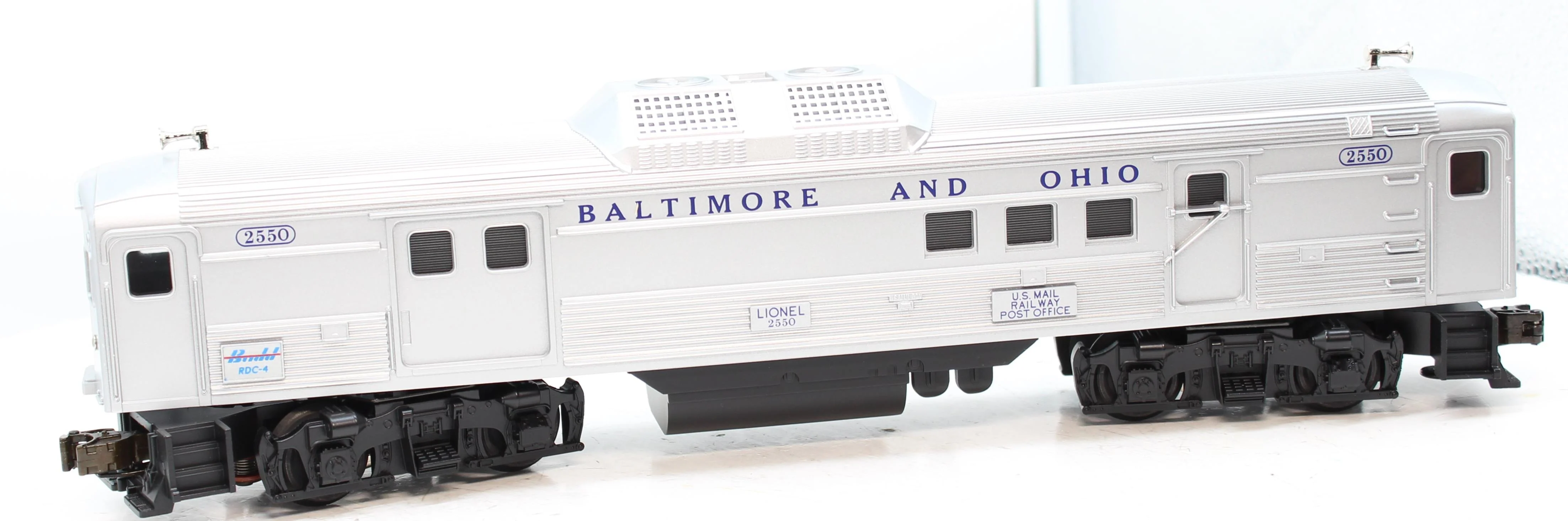 Lionel 6-2550 B&O Mail & Baggage Budd Car O Scale NEW - Image 8