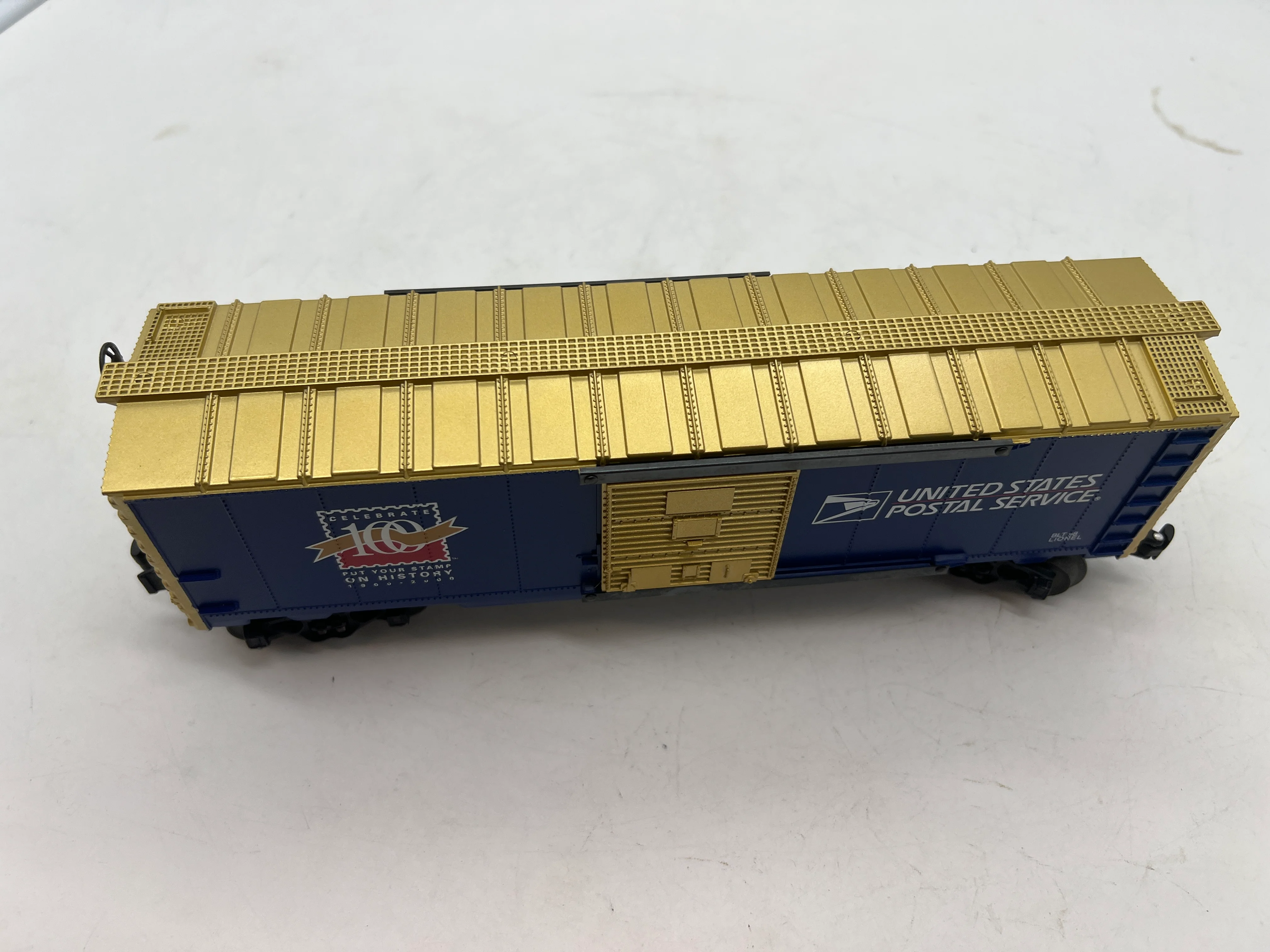Lionel 6-26214 Lionel celebrate the century USPS stamp boxcar O SCALE Like New - Image 2