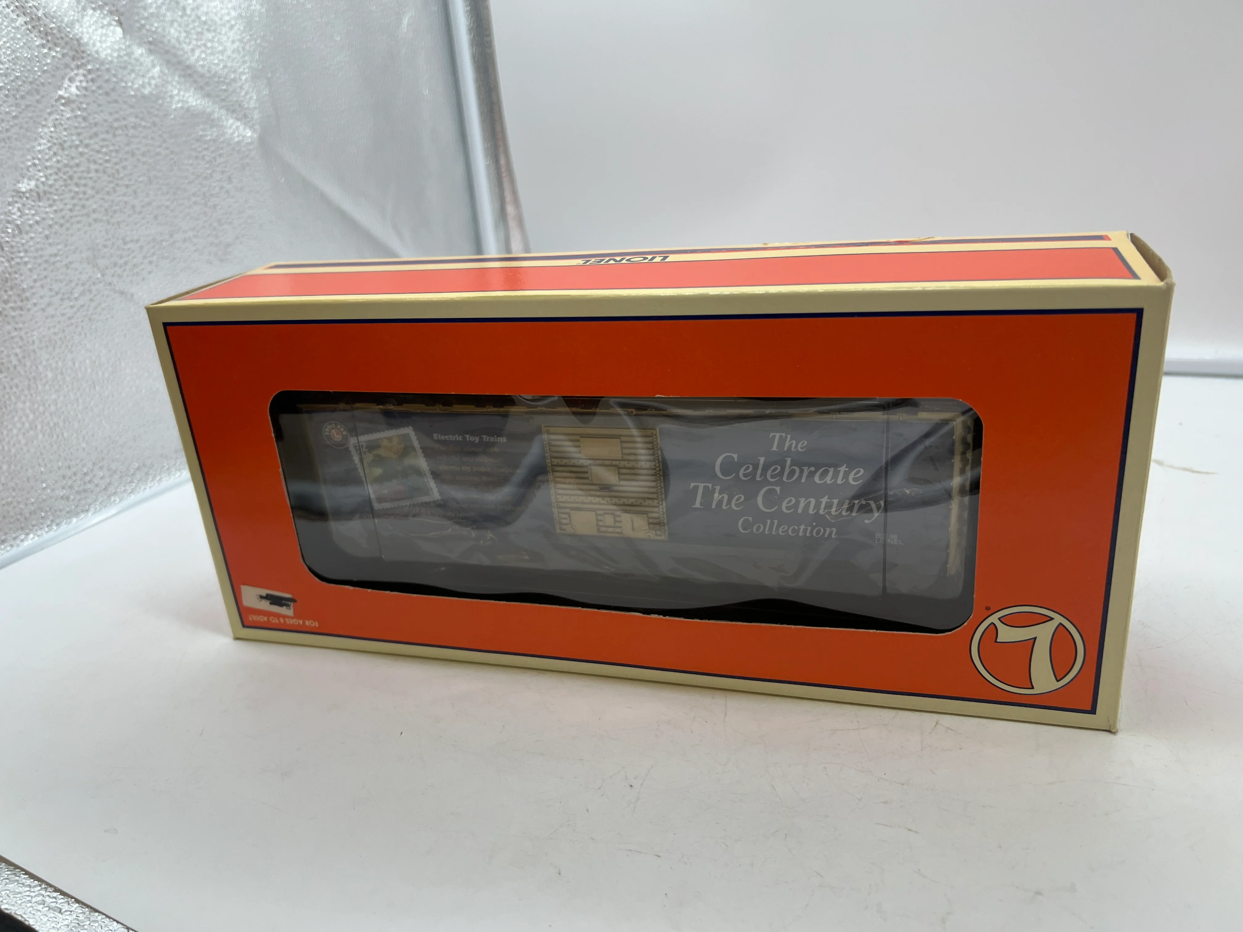 Lionel 6-26214 Lionel celebrate the century USPS stamp boxcar O SCALE Like New - Image 5
