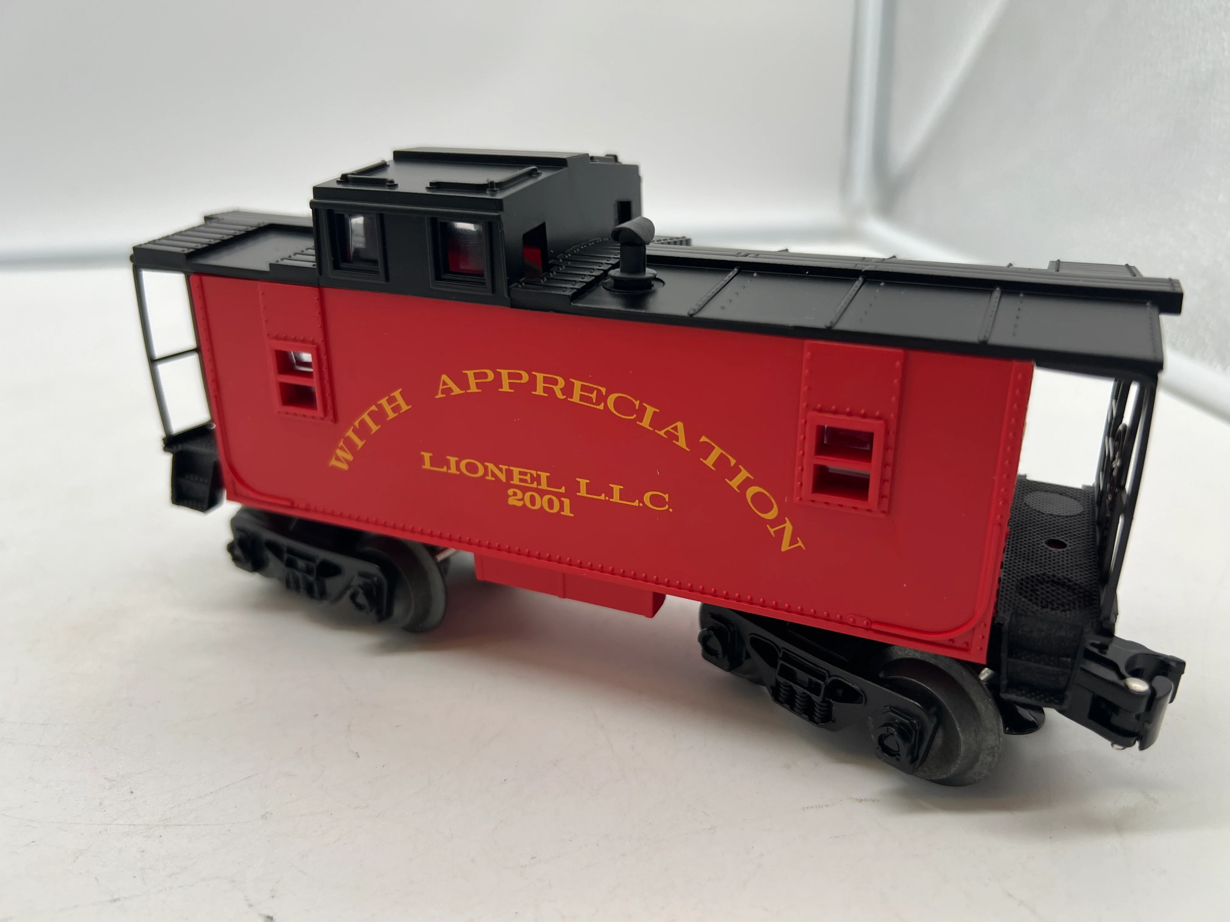 Lionel 6-26565 employee caboose 2001 With Appreciation O SCALE Like New - Image 3