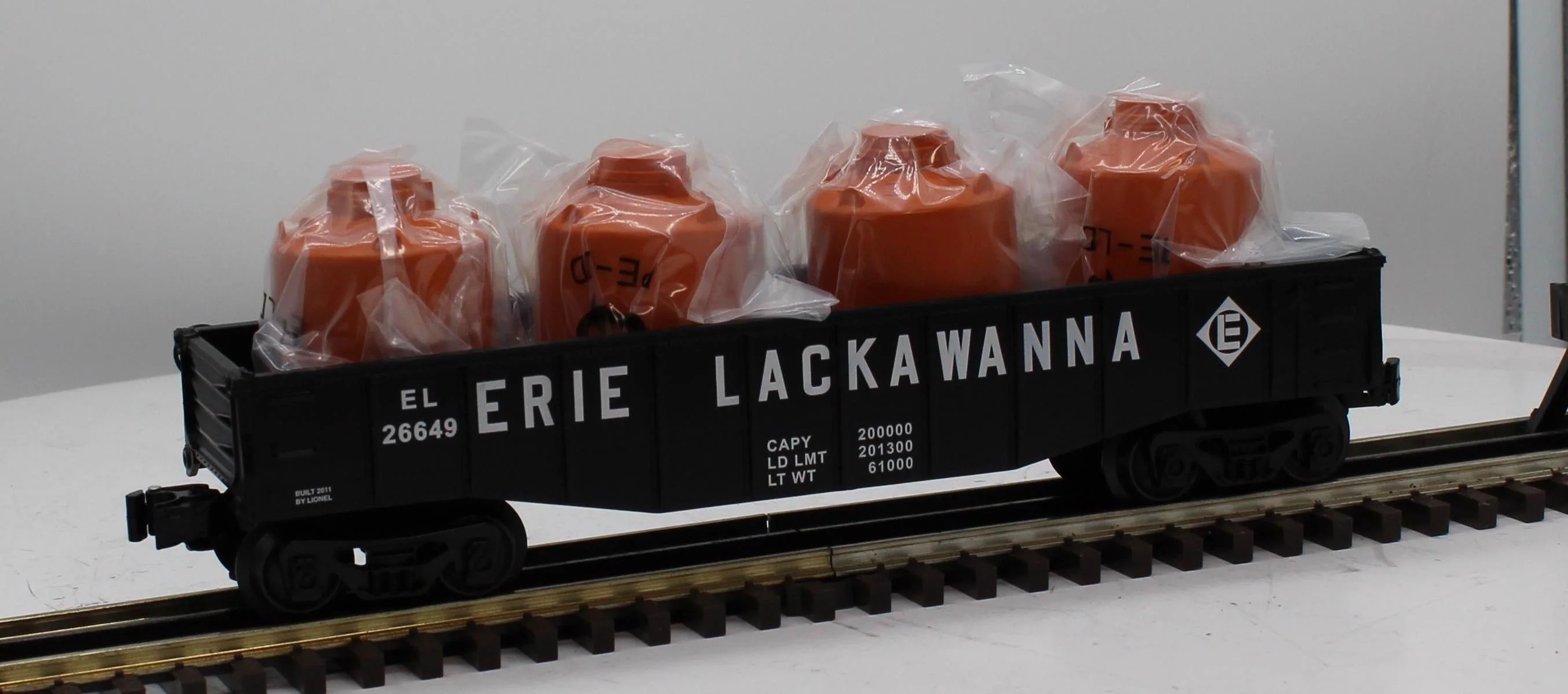 Lionel 6-26649 ERIE LACKAWANNA Gondola w/ 4 Canisters O Scale Like New - Image 2