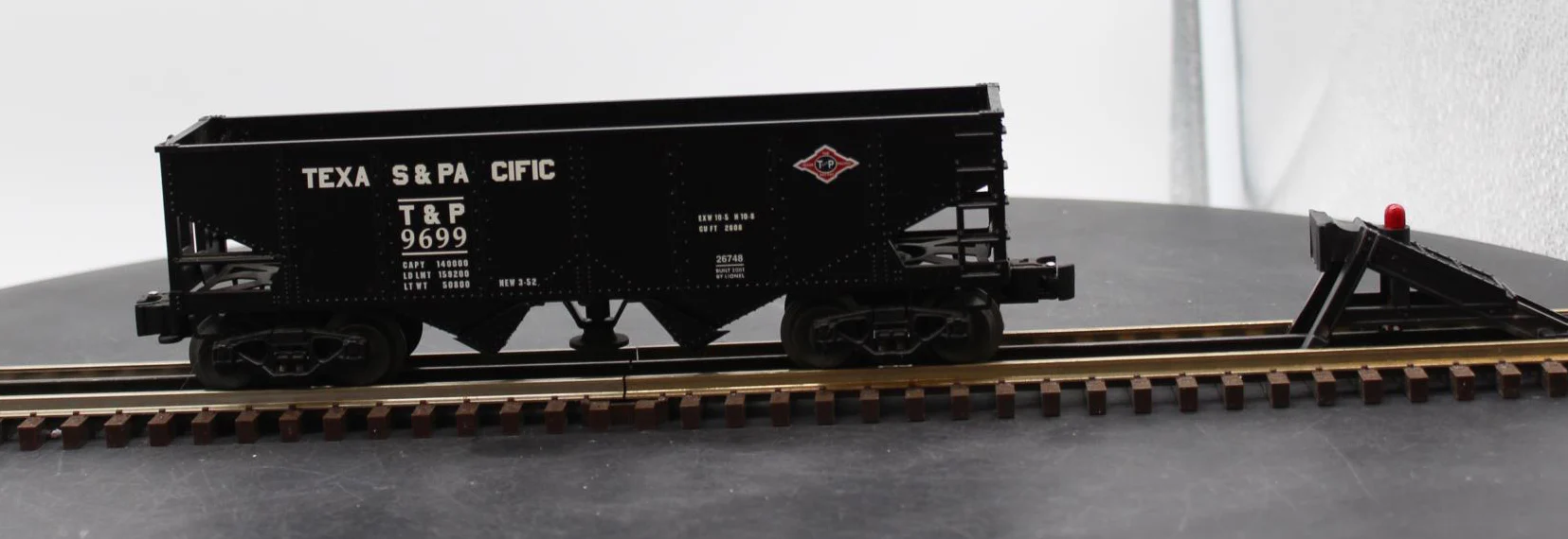 Lionel 6-26748 Texas & Pacific Hopper O SCALE Used Excellent - Image 5
