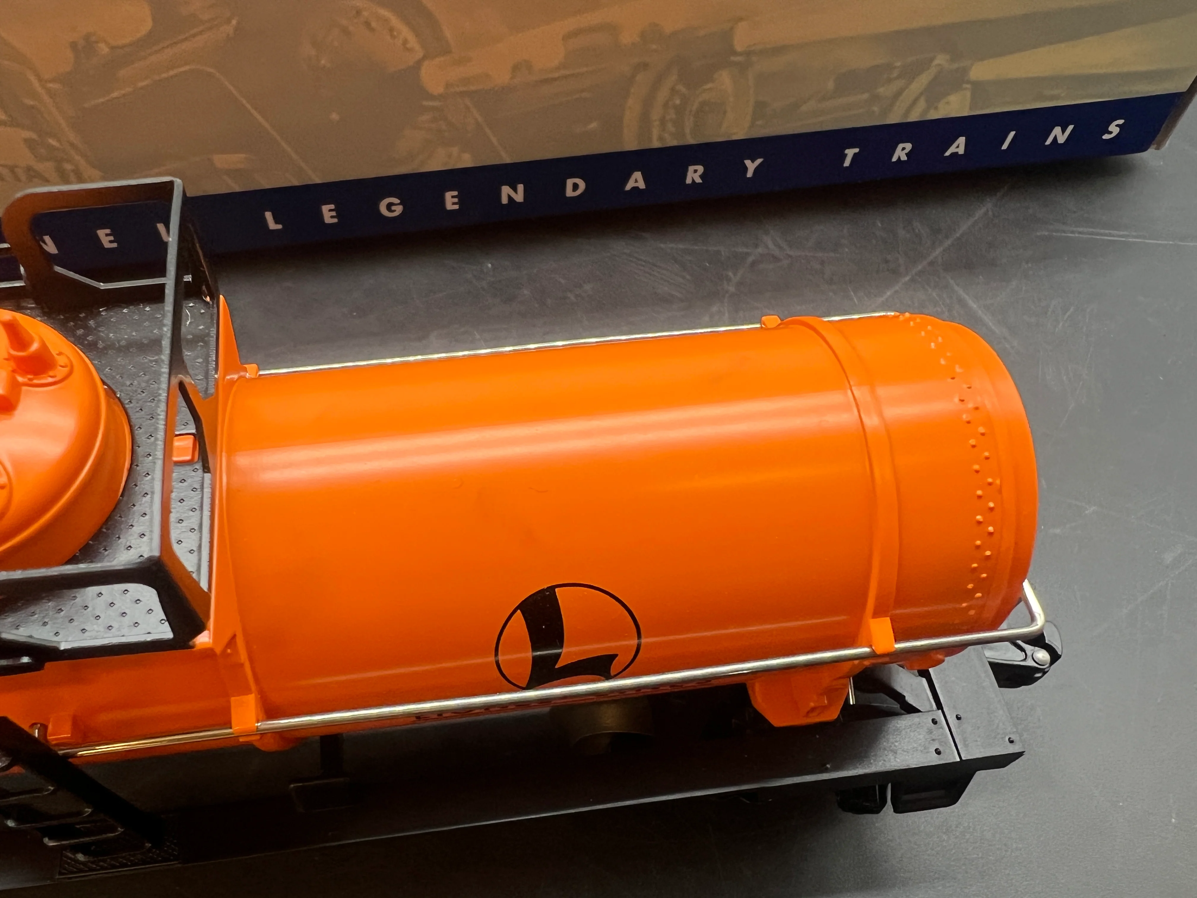 Lionel 6-29601 6315-60 Lionel Lines single dome tank car O scale Like New - Image 8