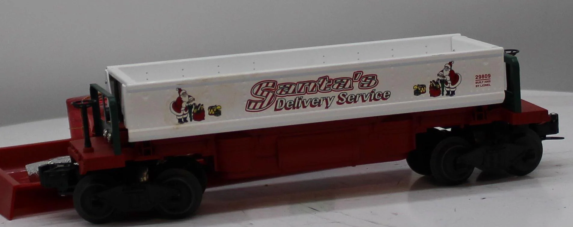 Lionel 6-29809 Christmas Dump Car with Presents O SCALE Used Excellent red dump bin - Image 5