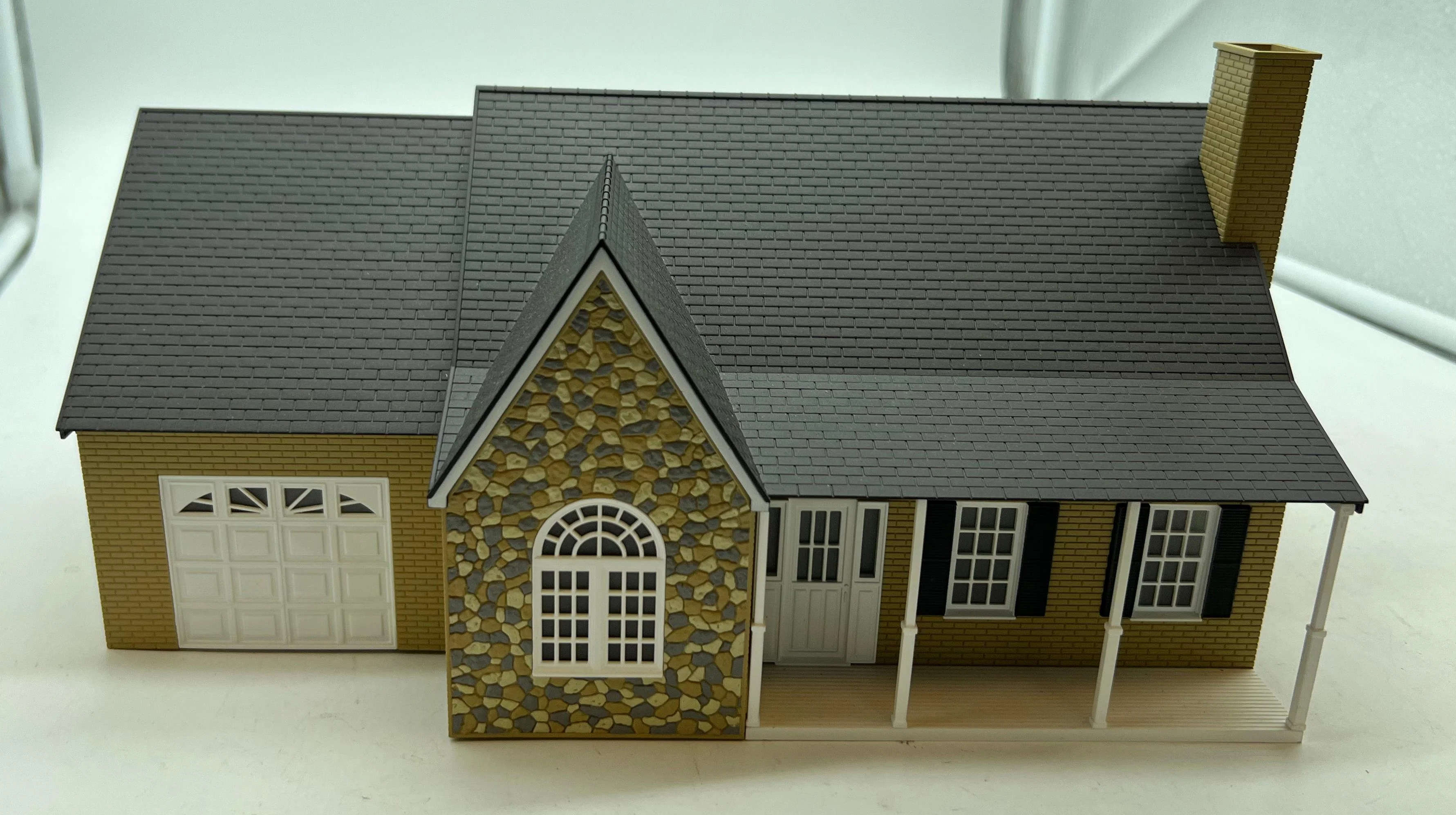 Lionel 6-34111 Deluxe Fieldstone House O SCALE Like New - Image 3