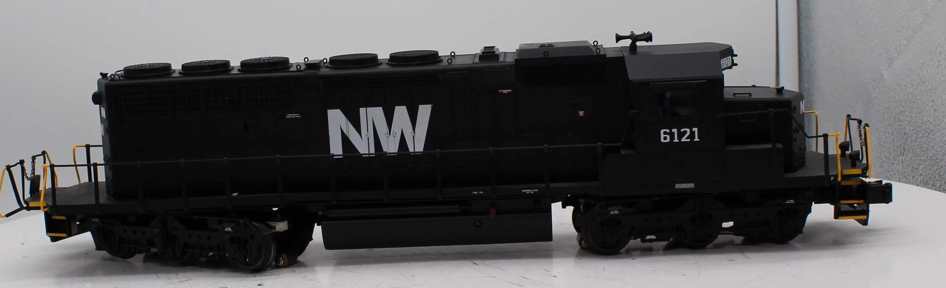 Lionel 6-34776 Norfolk & Western N&W LEGACY Scale SD40-2 Diesel #6121 O SCALE Used Excellent