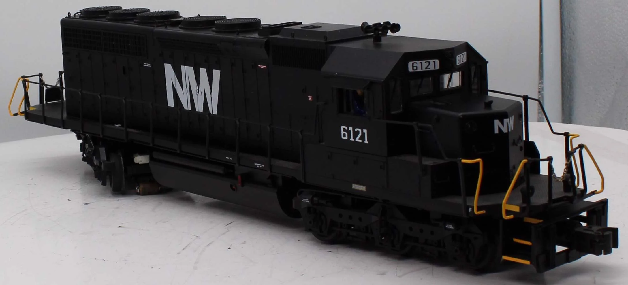 Lionel 6-34776 Norfolk & Western N&W LEGACY Scale SD40-2 Diesel #6121 O SCALE Used Excellent - Image 4