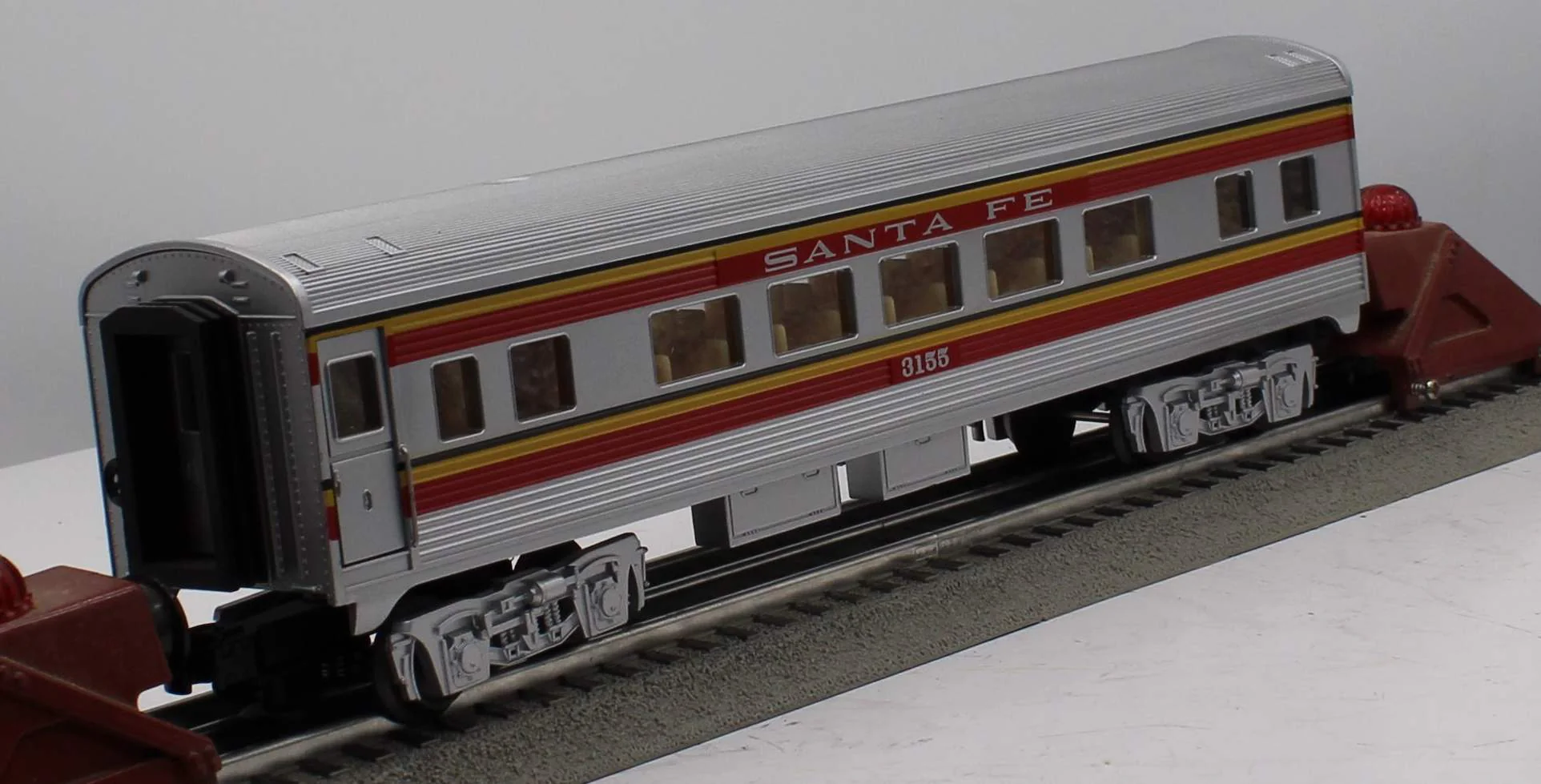 Lionel 6-35245 SANTA FE coach car passenger car O Scale Like New - Image 3