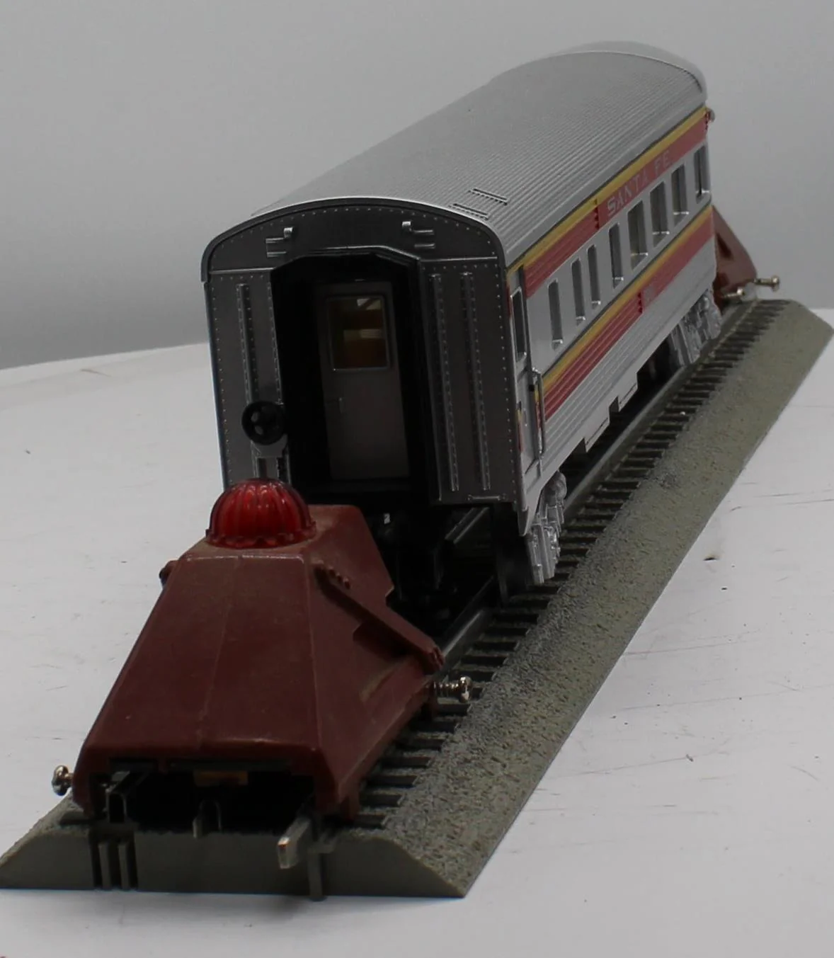 Lionel 6-35246 SANTA FE OBSERVATION CAR O SCALE Like New - Image 6