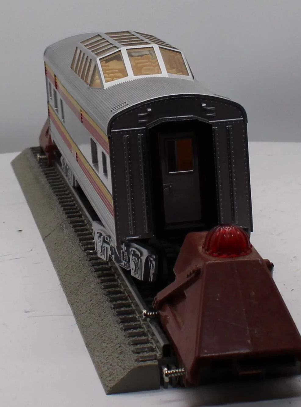 Lionel 6-35257 Santa Fe "Super Chief" Streamliner Vista Dome #3100 O SCALE Like New - Image 3