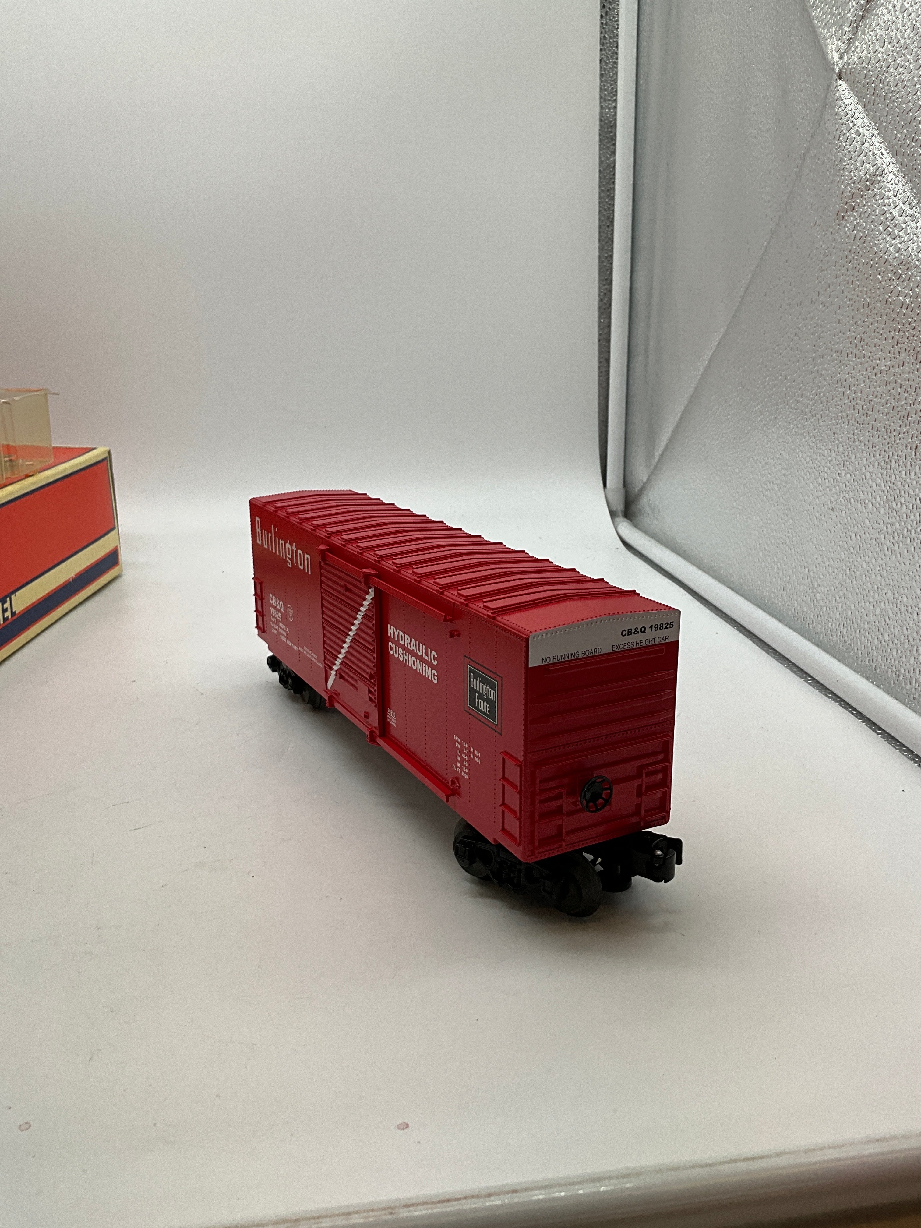 Lionel 6-36210 HI-CUBE BOXCARS - BURLINGTON O SCALE Like New - Image 4