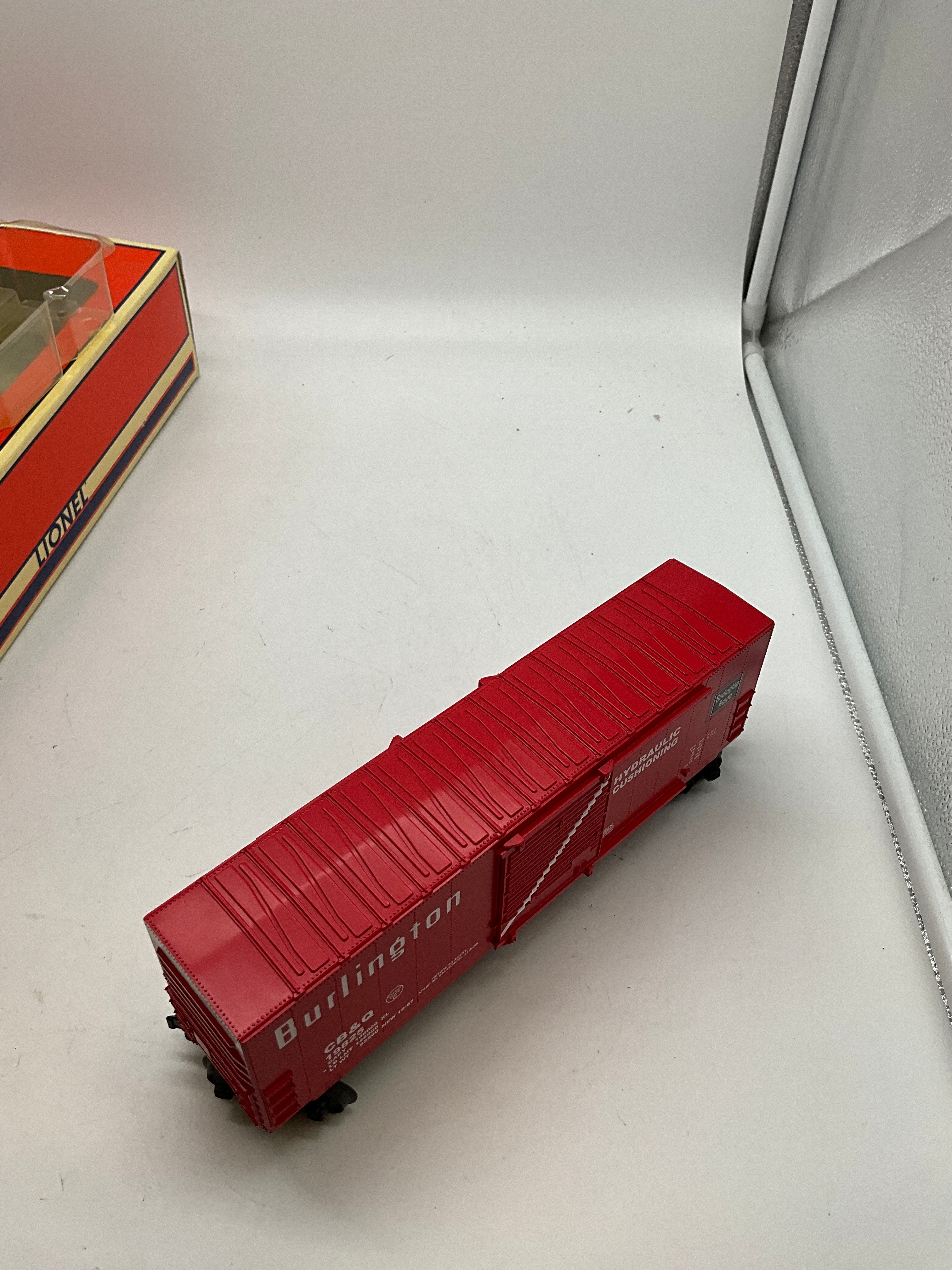 Lionel 6-36210 HI-CUBE BOXCARS - BURLINGTON O SCALE Like New - Image 6