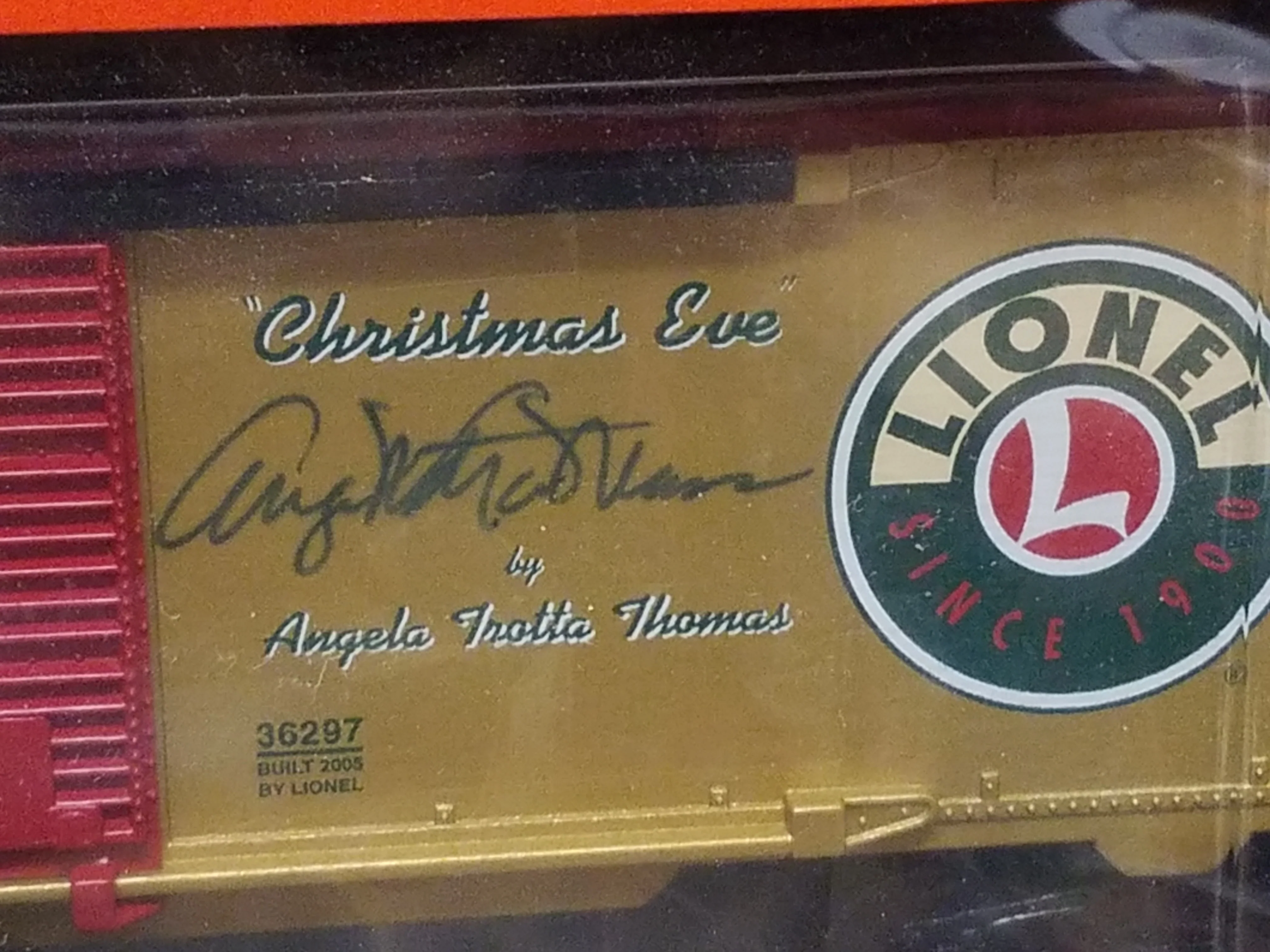 Lionel 6-36297 Angela Trotta Thomas "Christmas Eve" Boxcar AUTOGRAPHED - Image 2