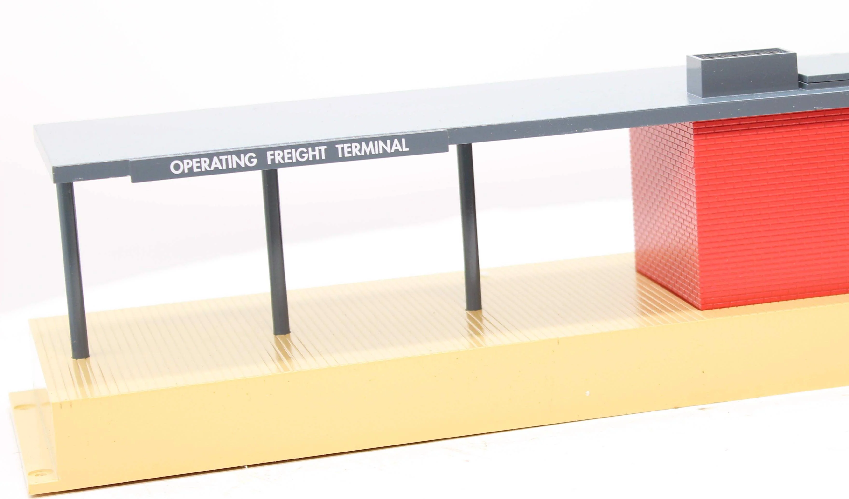 Lionel 6-37964 Archive Operating Freight Terminal O SCALE NEW - Image 5