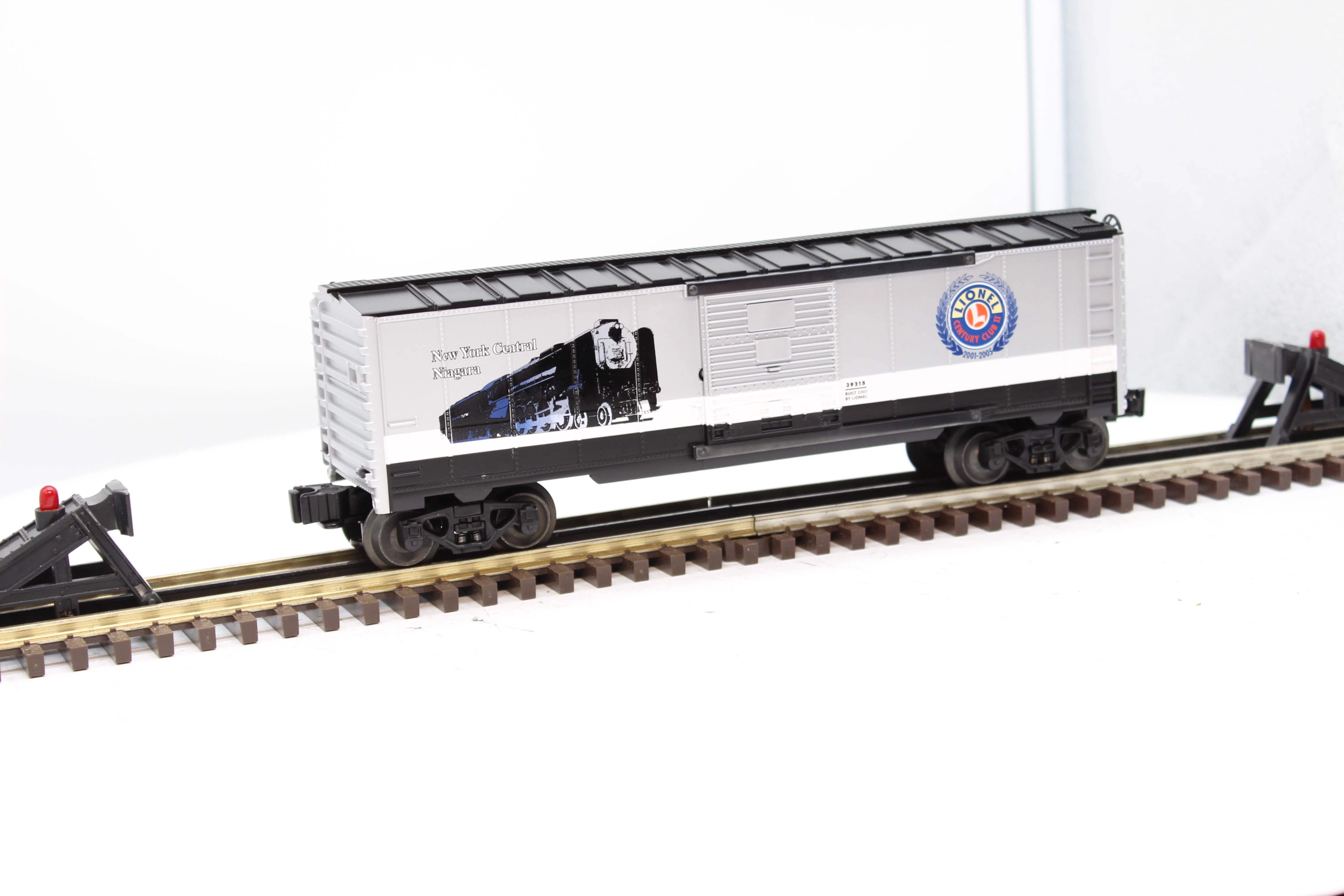 Lionel 6-39215 NEW YORK CENTRAL Box Car BC Century Club O Scale Like New - Image 9