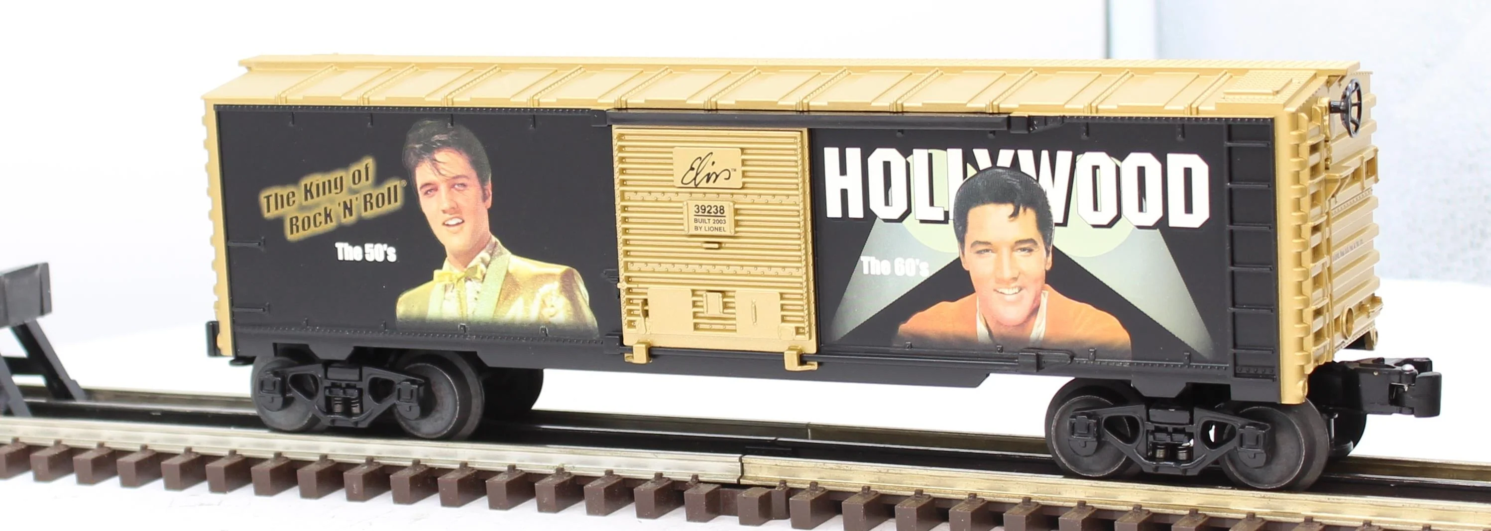 Lionel 6-39238. 6-39238 Aloha Hawaii Elvis Box Car O SCALE Like New - Image 3