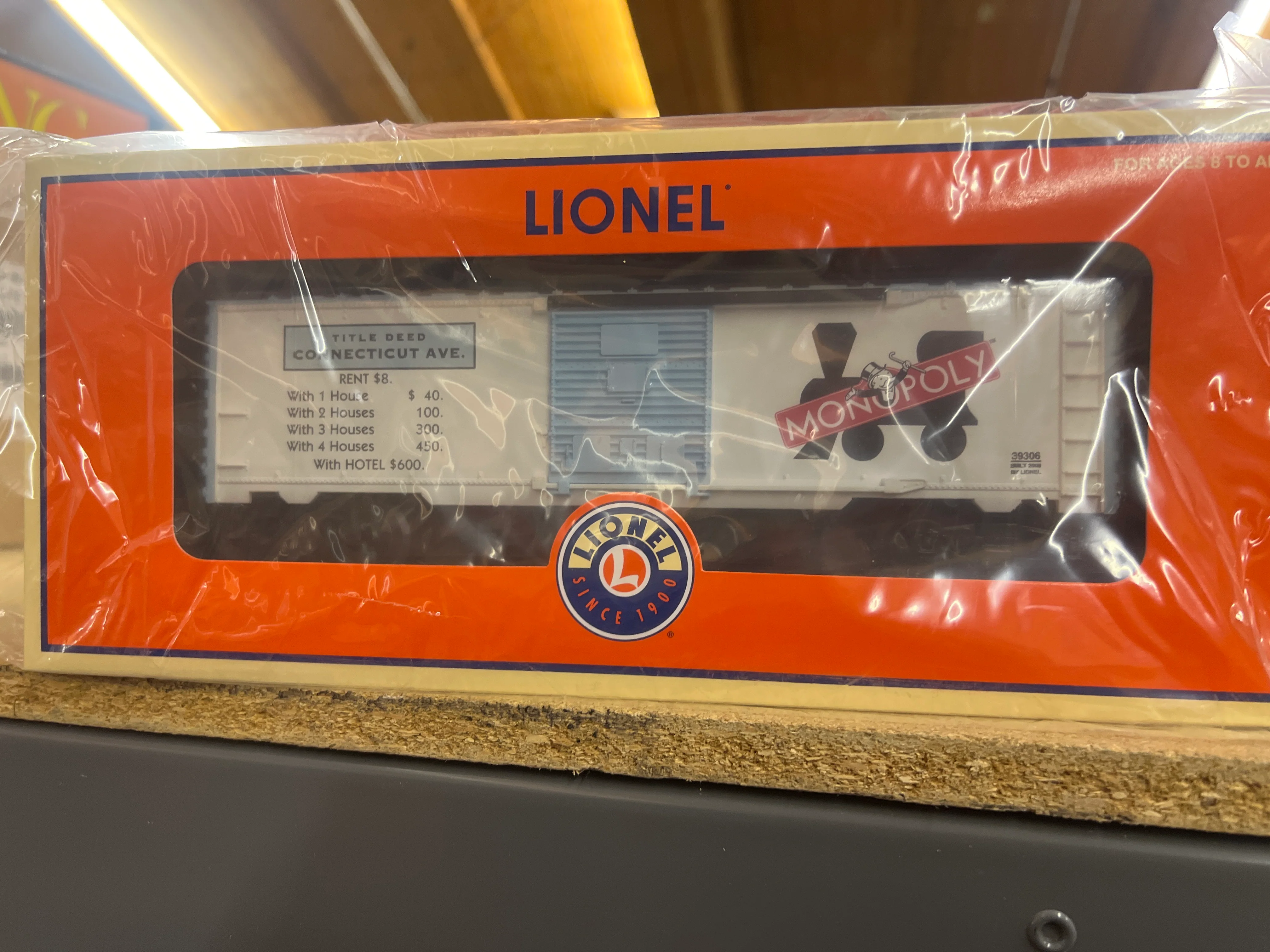 Lionel 6-39306 MONOPOLY CONNECTICUT AVENUE BOXCAR O SCALE NEW - Image 2