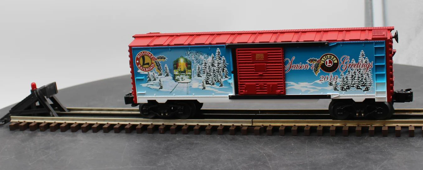 Lionel 6-39332 O-GAUGE 2010 HOLIDAY BOXCAR O SCALE Like New - Image 3