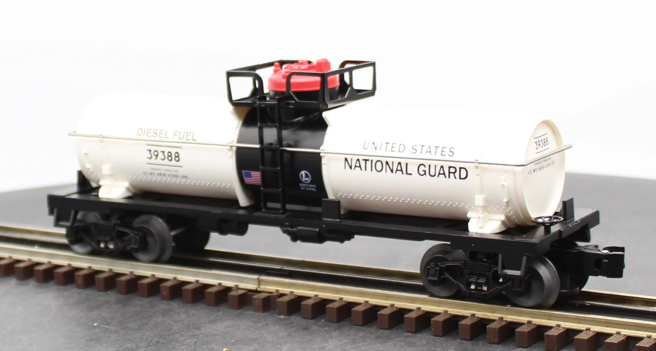 Lionel 6-39388 U.S. National Guard Made in USA Tank Car O SCALE NEW limited - Image 4