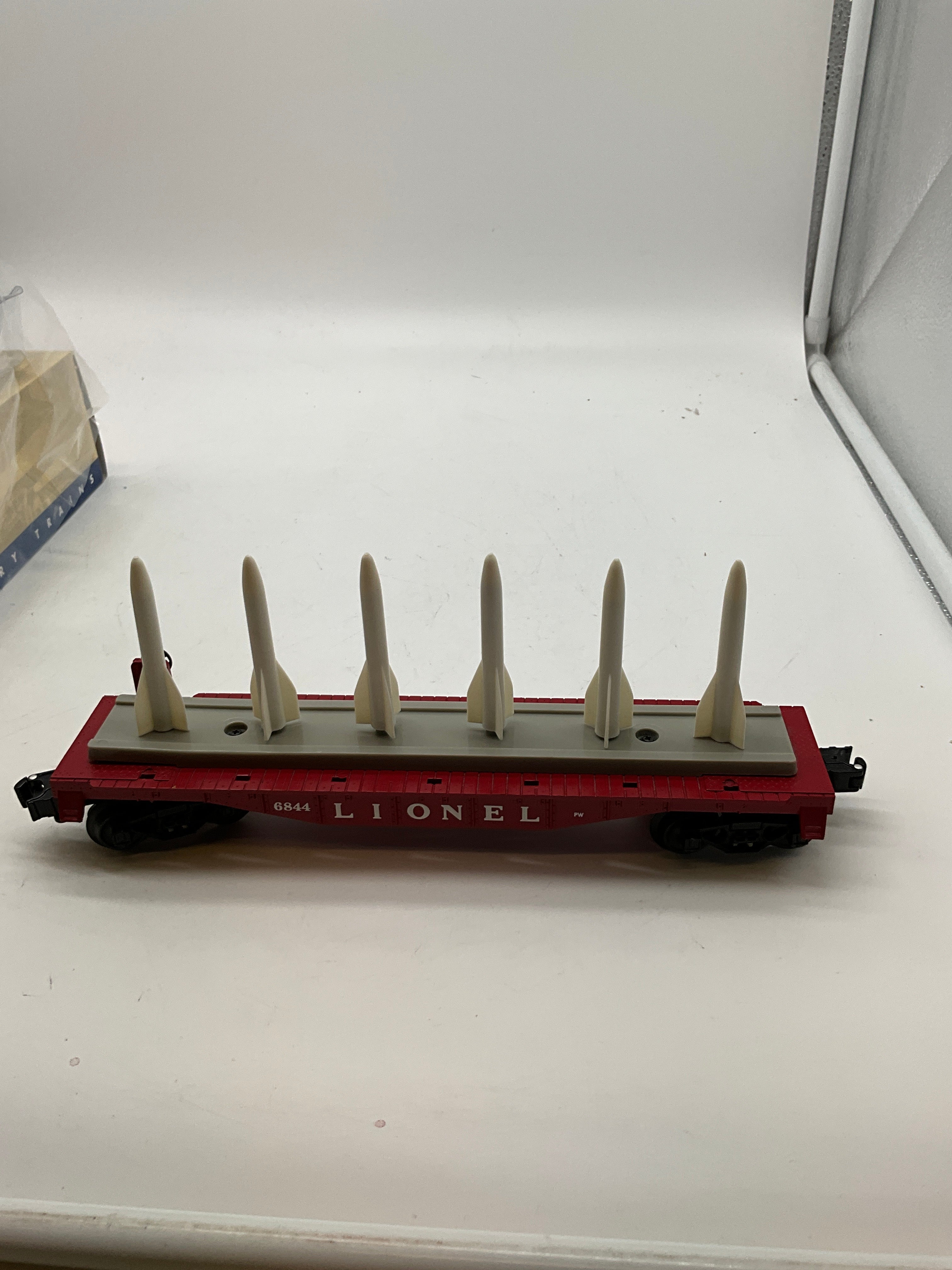 Lionel 6-39458 #6844 MISSILE CARRYING CAR O SCALE NEW - Image 2
