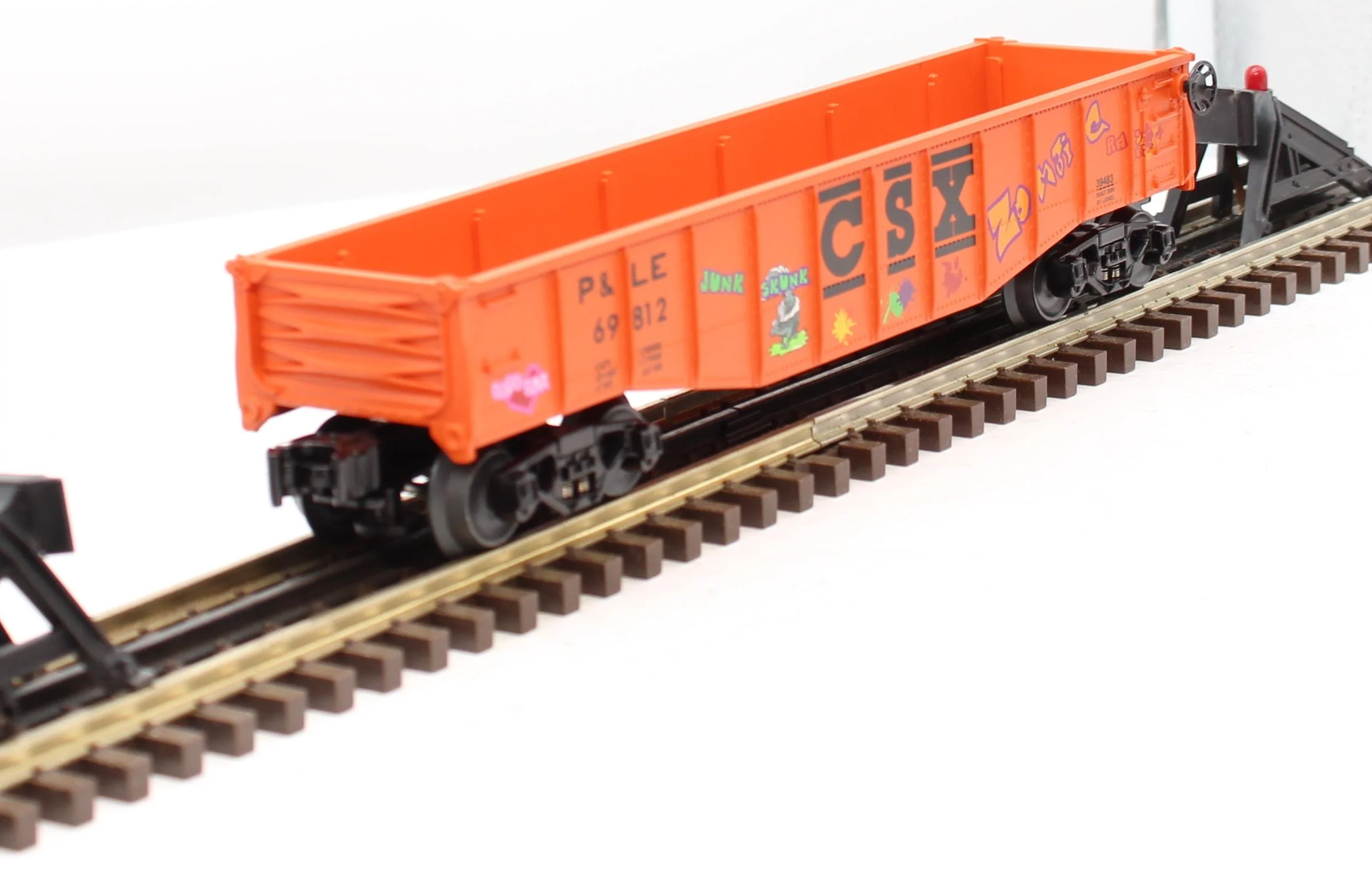 Lionel 6-39483 PITTSBURGH & LAKE ERIE Gondola Mainline #69812 O Scale Like New - Image 7