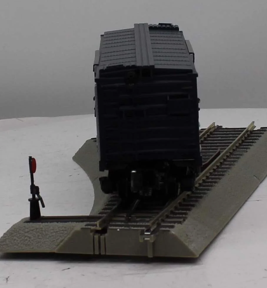 Lionel 6-48389 "Flyer Fantasy" S Gauge Boxcar S SCALE Like New - Image 2
