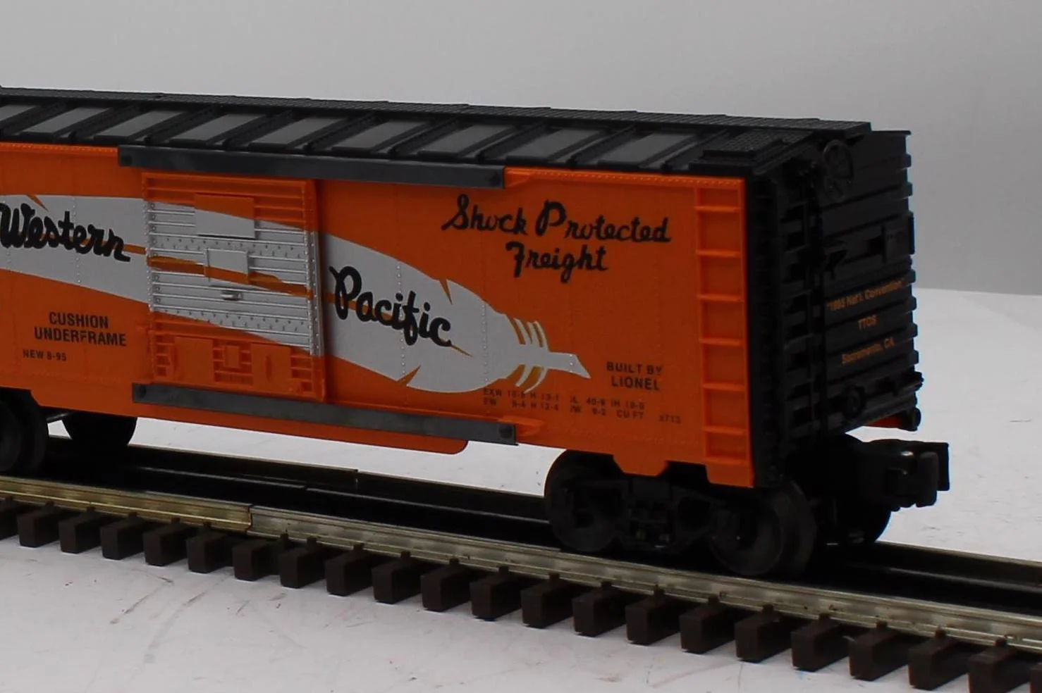 Lionel 6-52057 WESTERN PACIFIC 6464 Boxcar TTOS-1995 O Scale Like New - Image 3