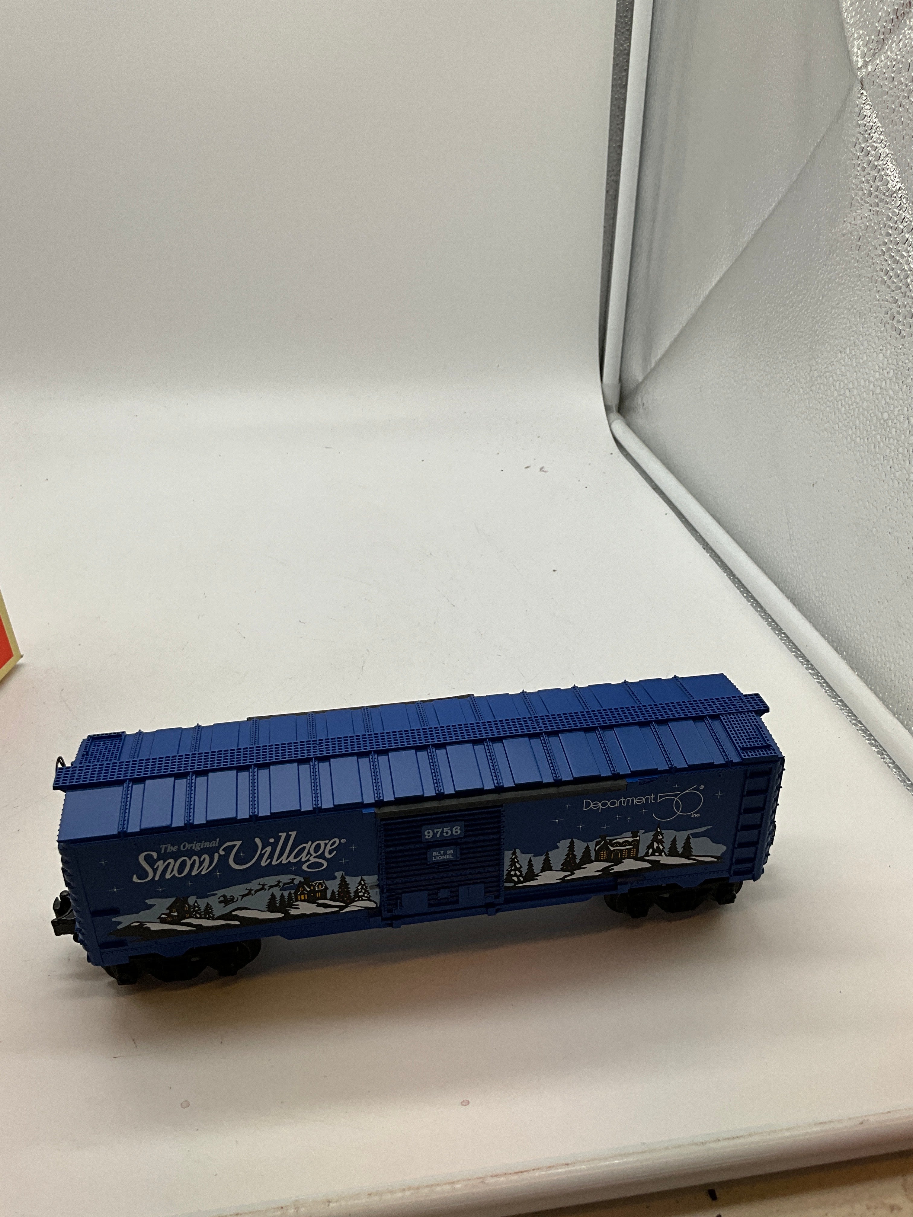 Lionel 6-52096 Department 56 original snow village boxcar # 9756O scale Like New - Image 5