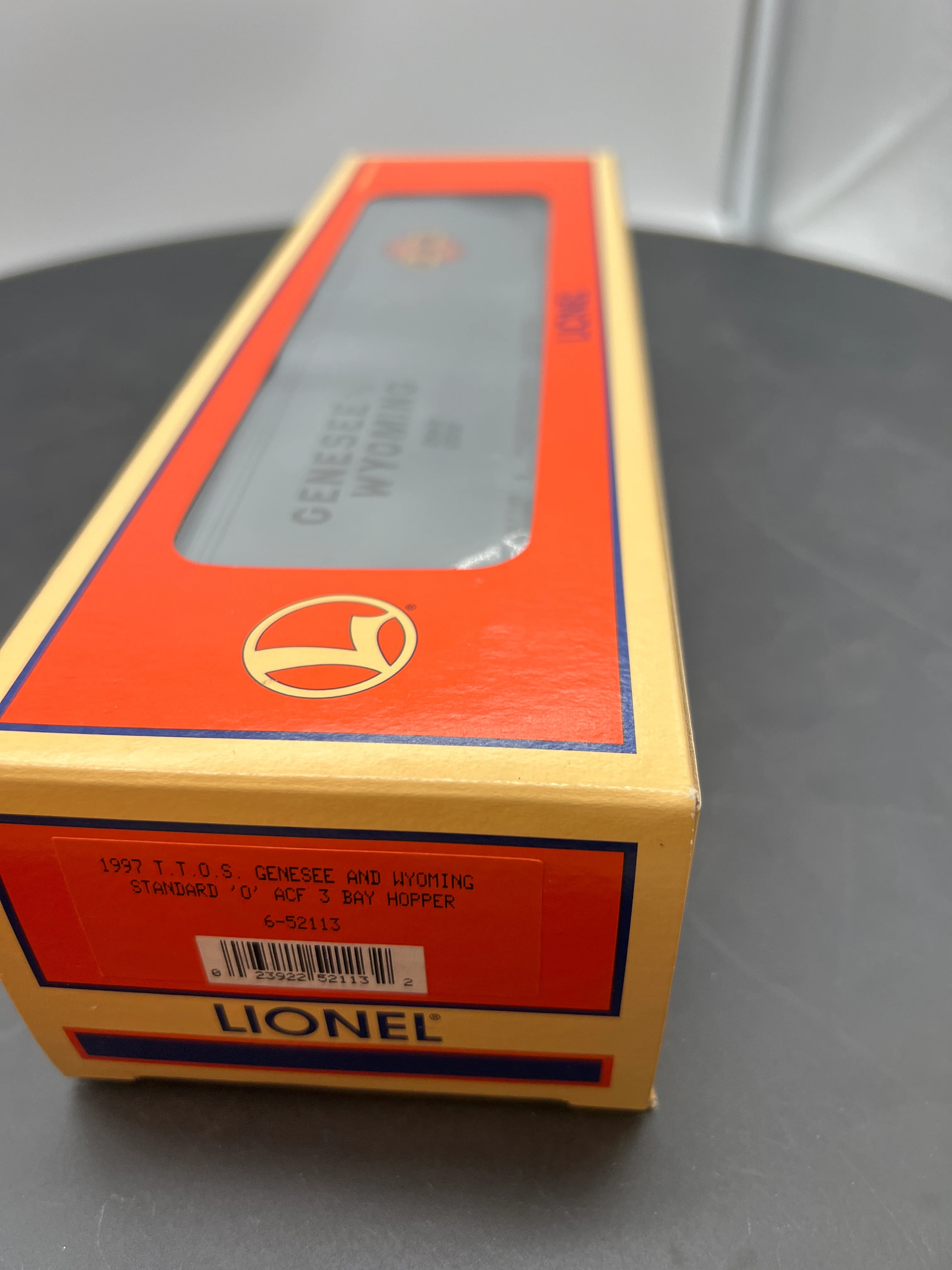 Lionel 6-52113 TTOS Genesee and Wyoming ACF 3-bay hopper O SCALE NEW - Image 2