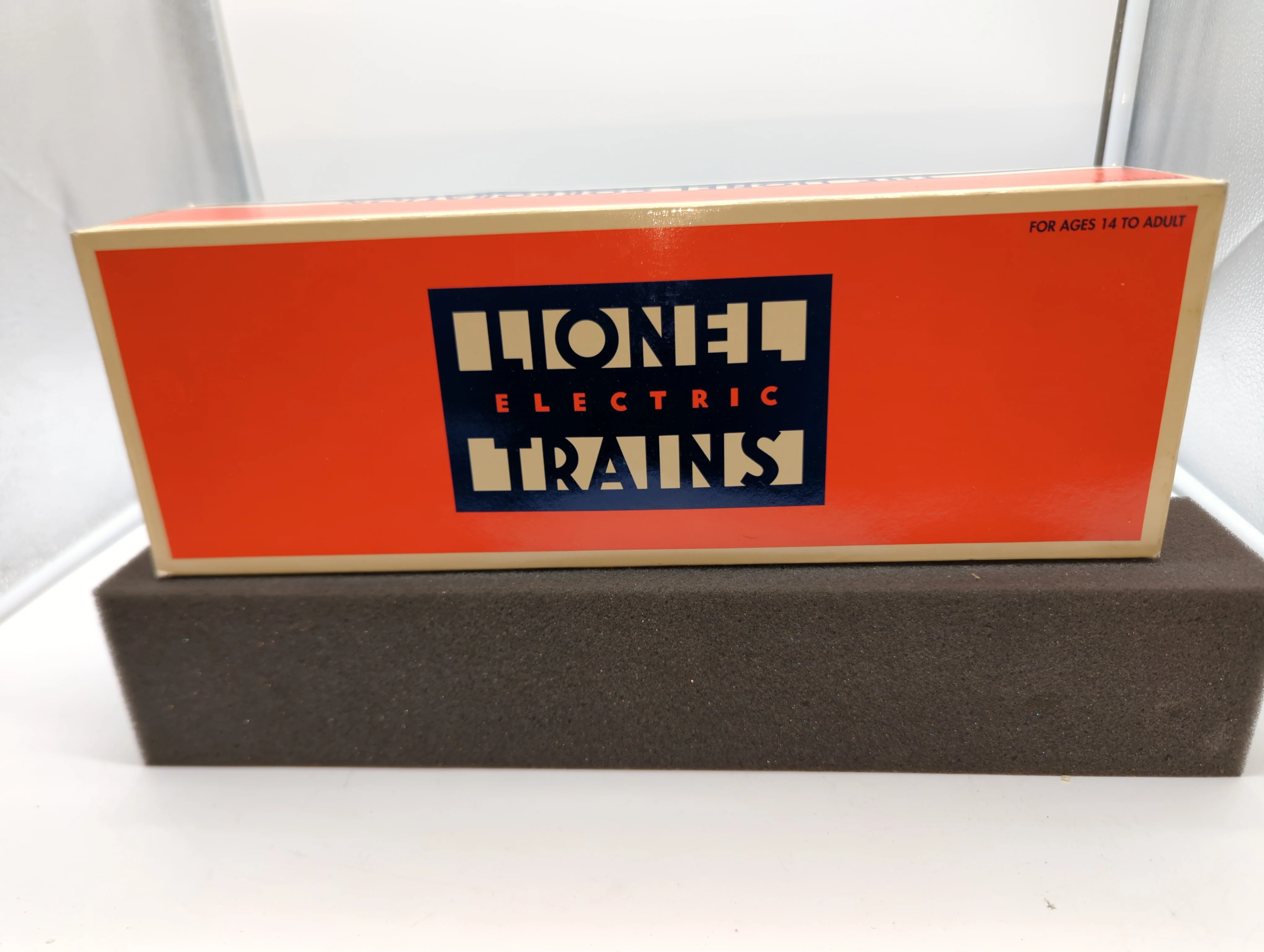 Lionel 6-52530 Illuminated Vista Dome Car O SCALE Like New - Image 4