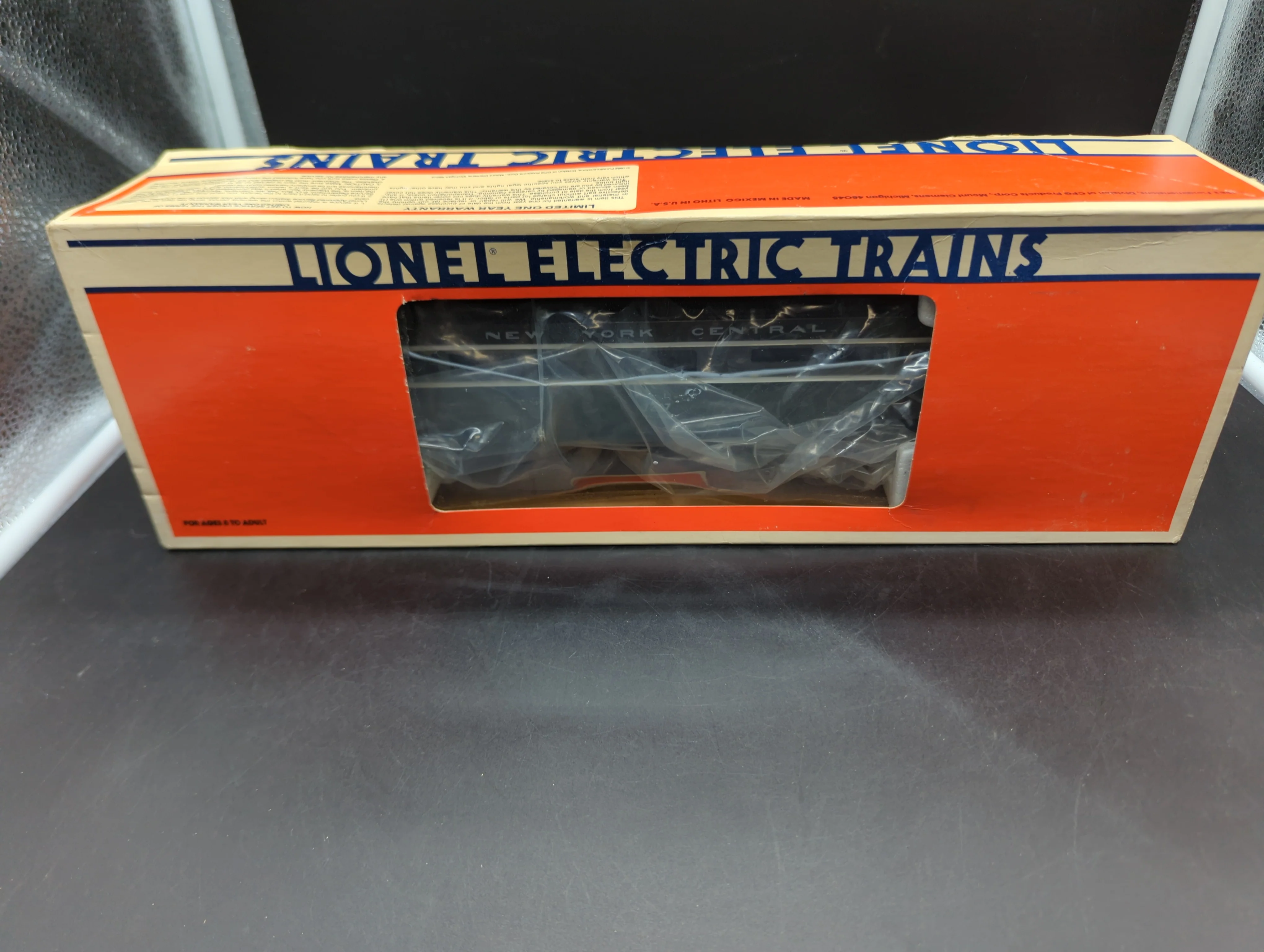 Lionel 6-7207 New York Central NYC Century aluminum dining car O SCALE Used Excellent Damaged Box - Image 7