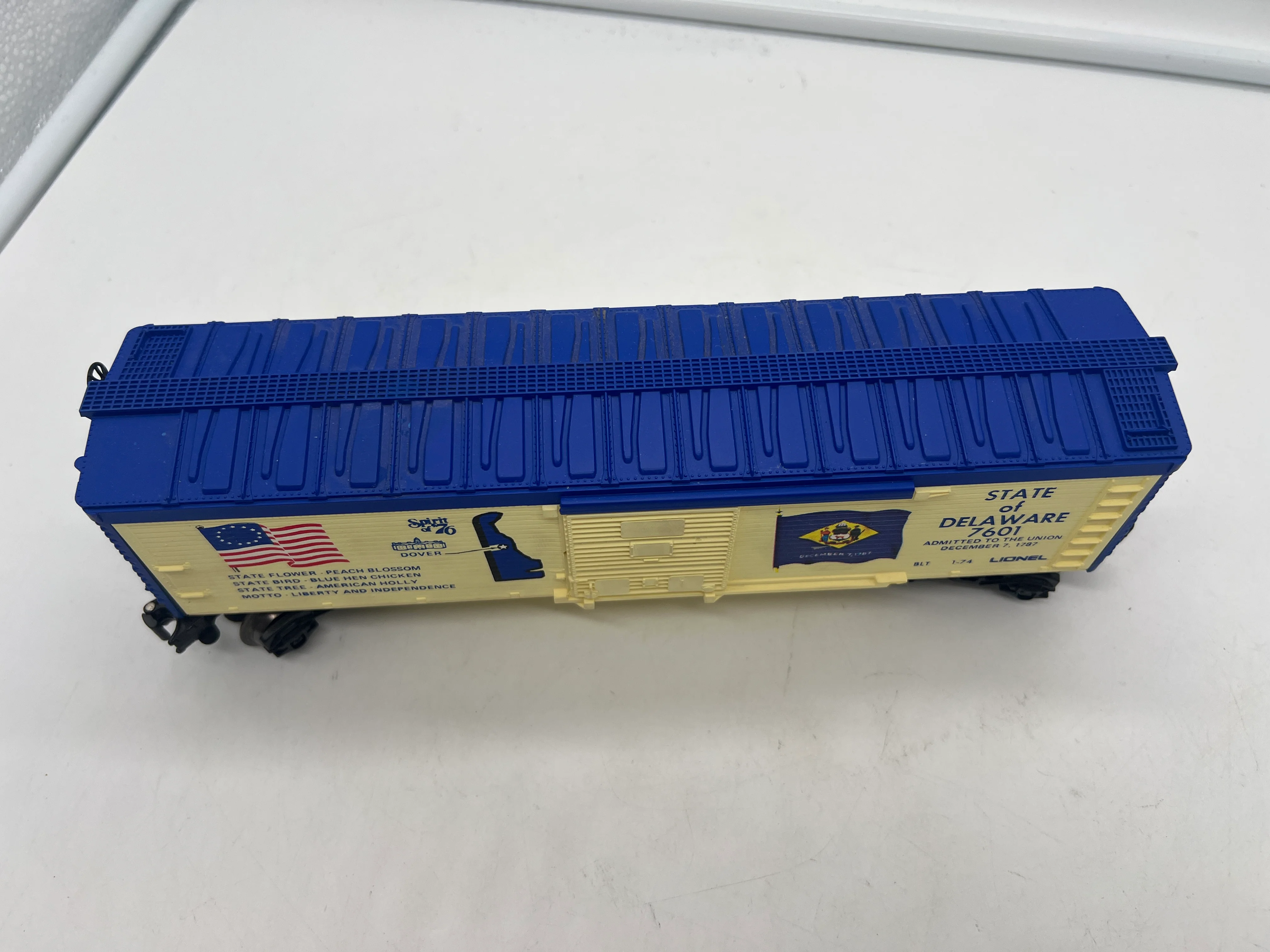 Lionel 6-7601 - Spirit of '76 State of Delaware box car train O SCALE Like New - Image 2